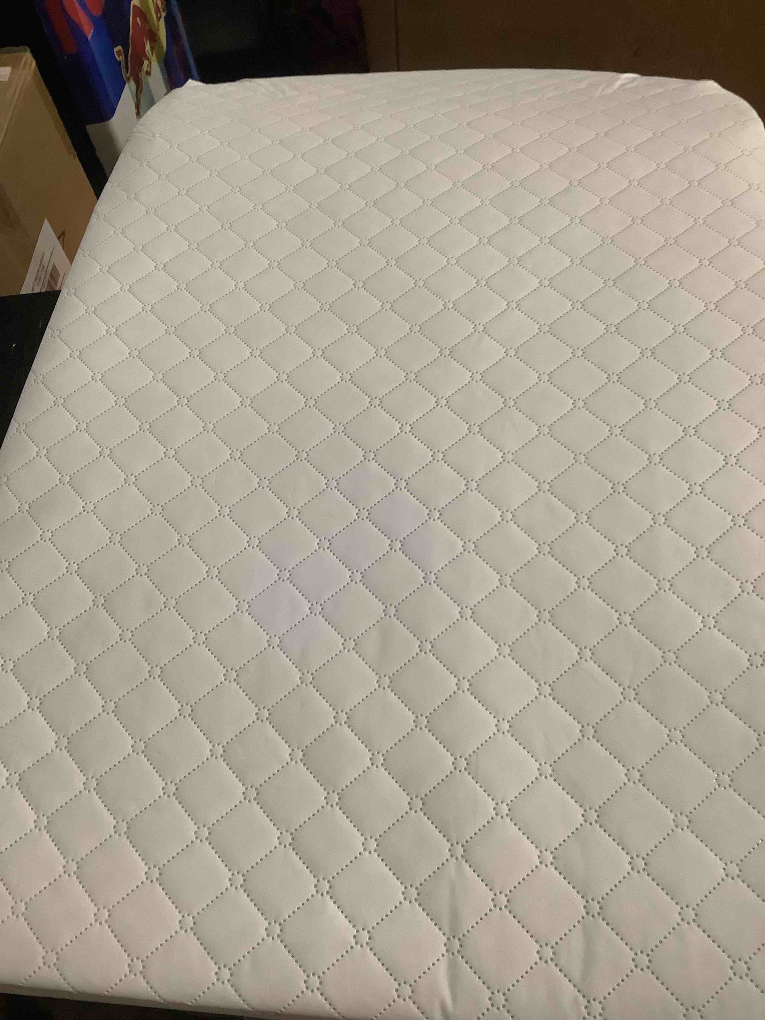 Condition photo showing Good Condition for Dream On Me Holly 3” Mini/Portable Crib Mattress, Greenguard Gold & BSA Certified, Fits Portable & Mini Cribs, Lightweight Fiber Core, Waterproof Vinyl Cover (38"x24"x3")