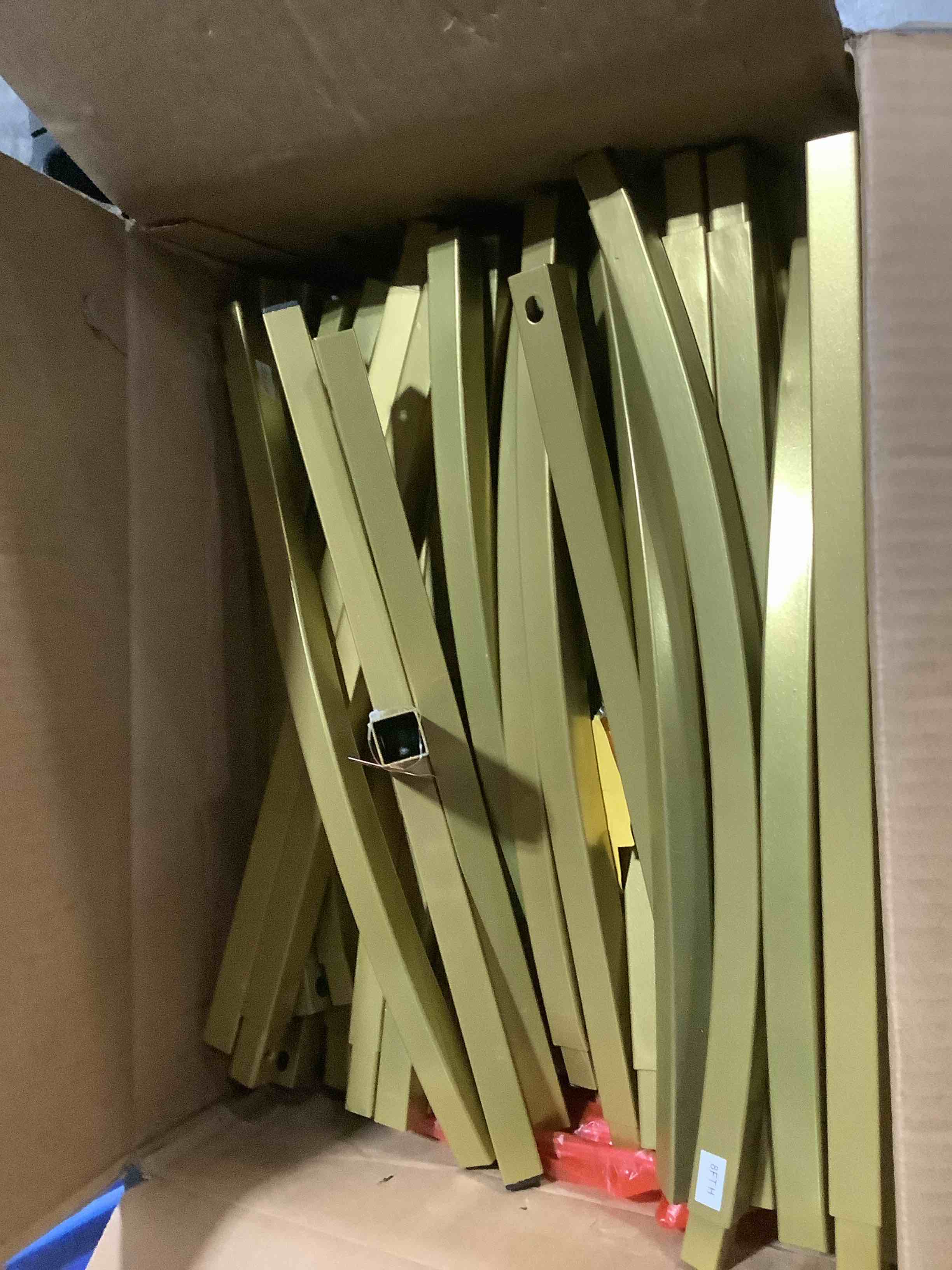 Condition photo showing Good Condition for VEVOR Arch Backdrop Stand, 8Ft,7.2Ft&6.6Ft, Set of 3 Balloon Metal Arch Stand for Ceremony, Gold Wedding Arch Backdrop Stand, Fit for Birthday Party, Baby Shower, Graduations, Holiday 8ft,7.2ft,6.6ft
