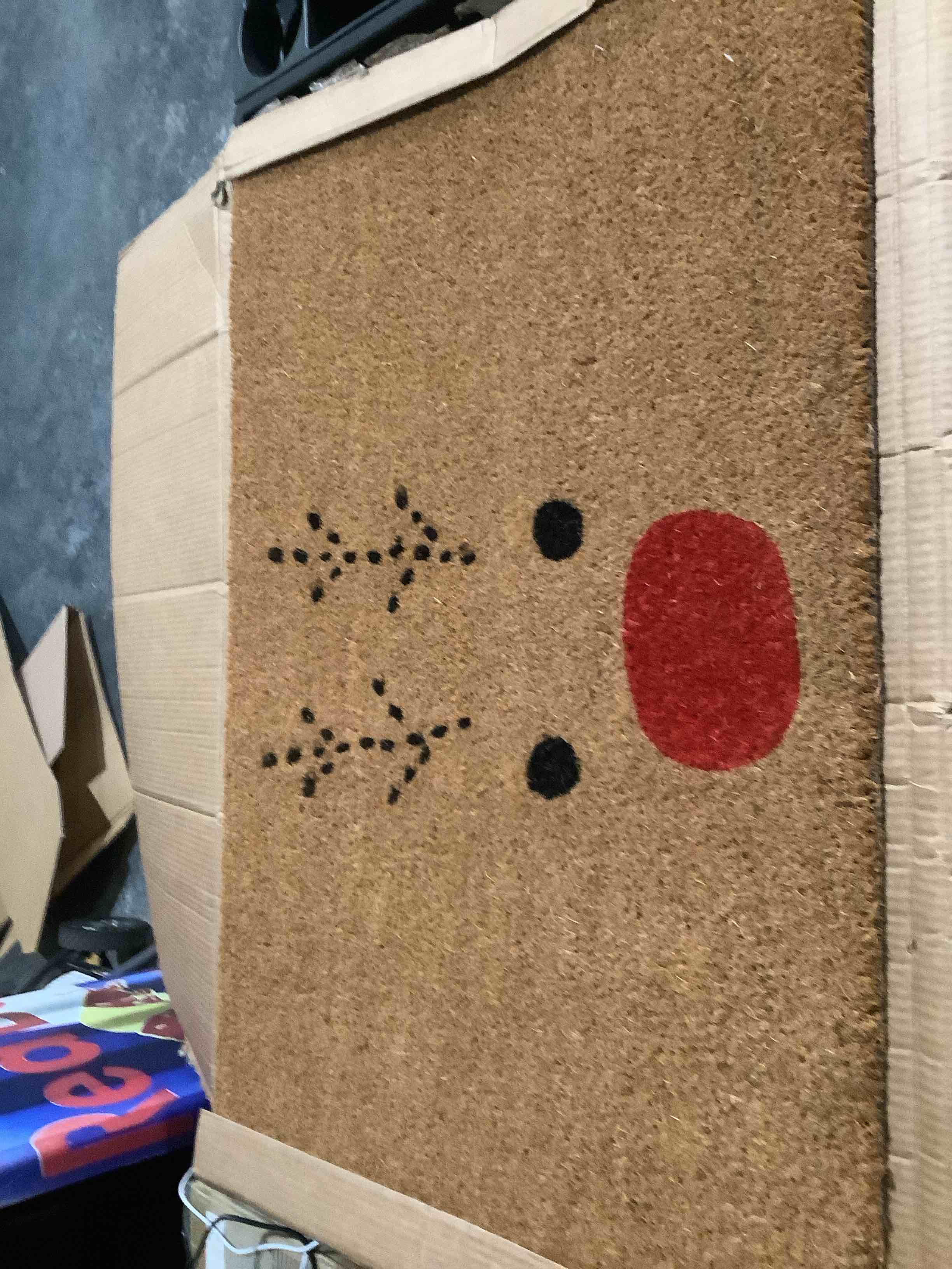 Condition photo showing Good Condition for Calloway Mills 105012436 Rudolph Doormat, 24" x 36", Red/Black Red, Black 2' x 3' (Rectangular)