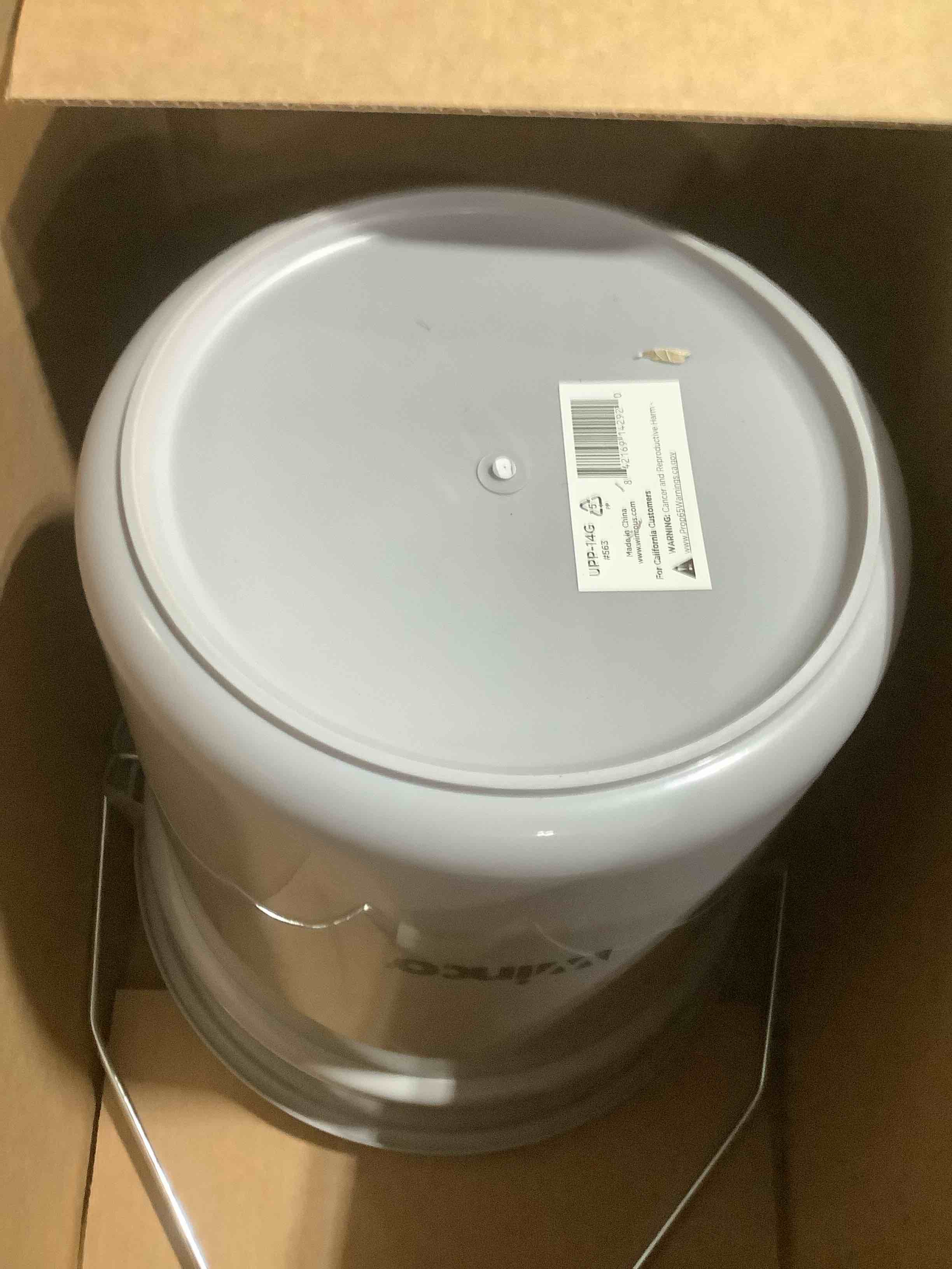 Condition photo showing Good Condition for Winco Heavy-Duty Plastic Bucket/Utility Pail with Pour Spout, 14 Quarts, Gray