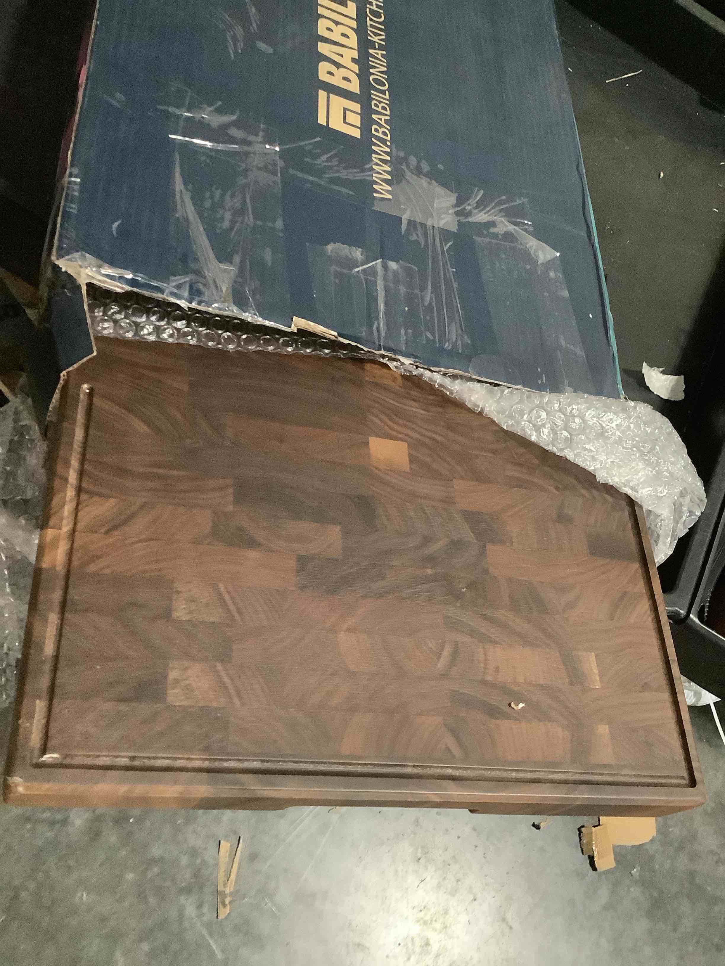 Condition photo showing Good Condition for XXL American Black Walnut End Grain Cutting Board - 24 x 15 x 1.7 Inch - Premium Quality & Professional Butcher Block. Heavy Duty Wood Chopping Board for Kitchen (Oil bottle & Plate included) Black Walnut 24"L x 15"W