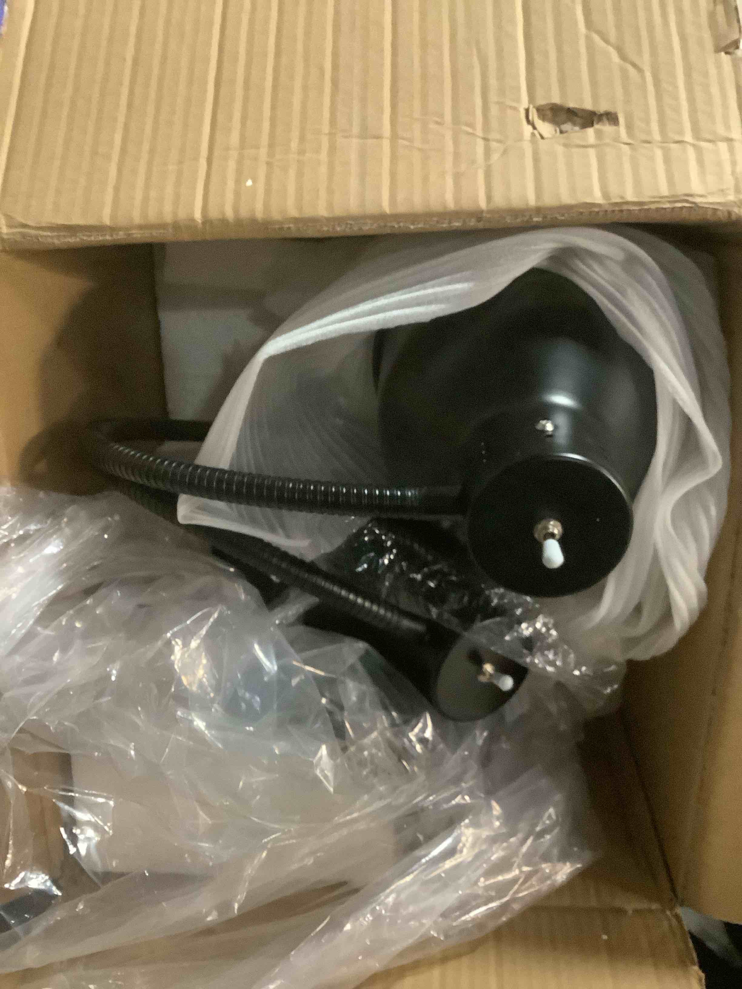 Condition photo showing Good Condition for JOHAKYU Food Heat Lamp, 2-Head Adjustable Food Warming Lamp with 3 Bulbs | Stainless Steel Catering Heating Light for Restaurants, Kitchens & Buffets - Black Painted Black