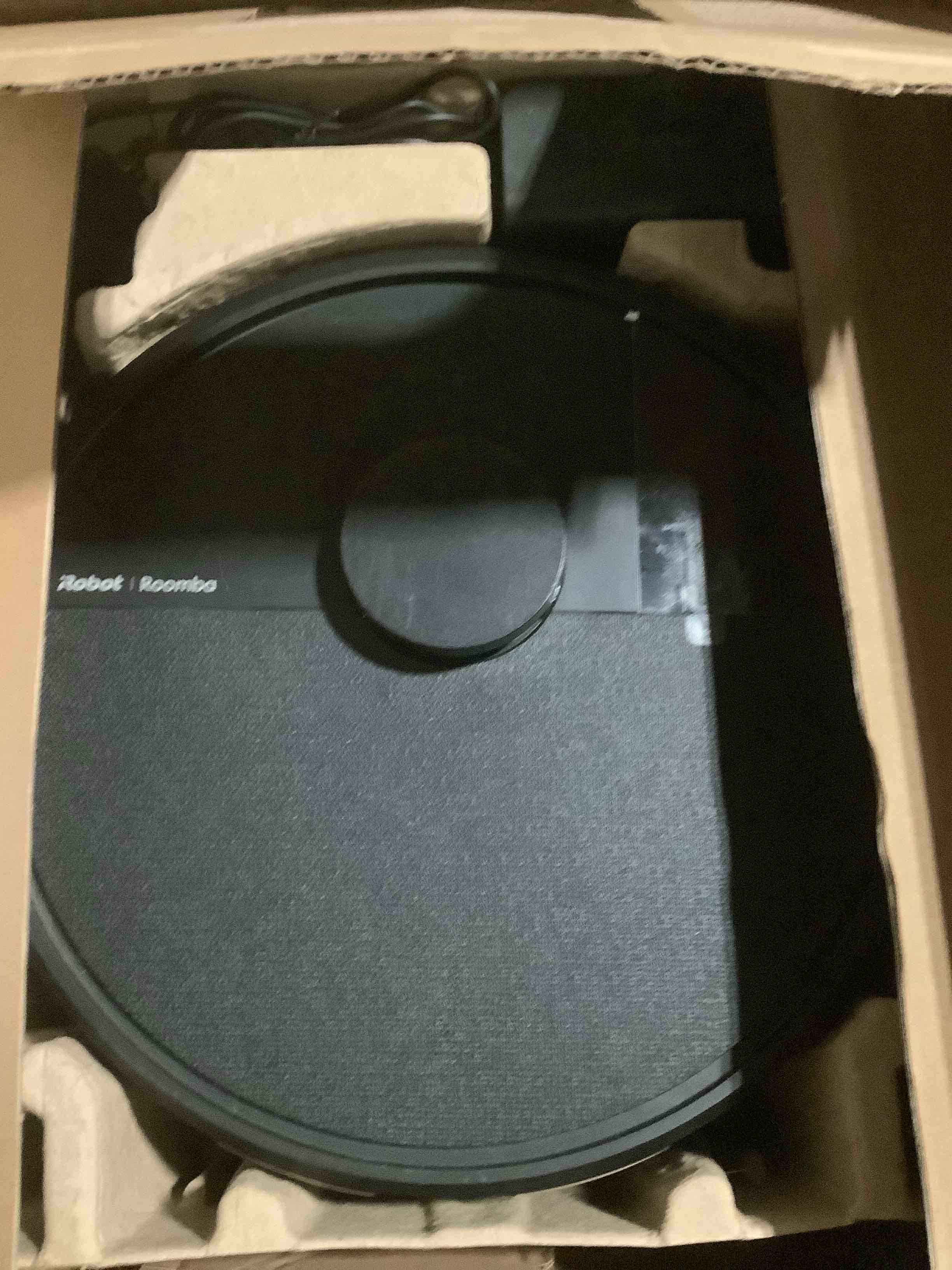 Condition photo showing Good Condition for iRobot Roomba 105 Combo Robot Vacuum & Mop - Easy to use, Intense Power-Lifting Suction, LiDAR Navigation, Multiple Cleaning Modes, Avoids Mopping Carpets, Self-Charging