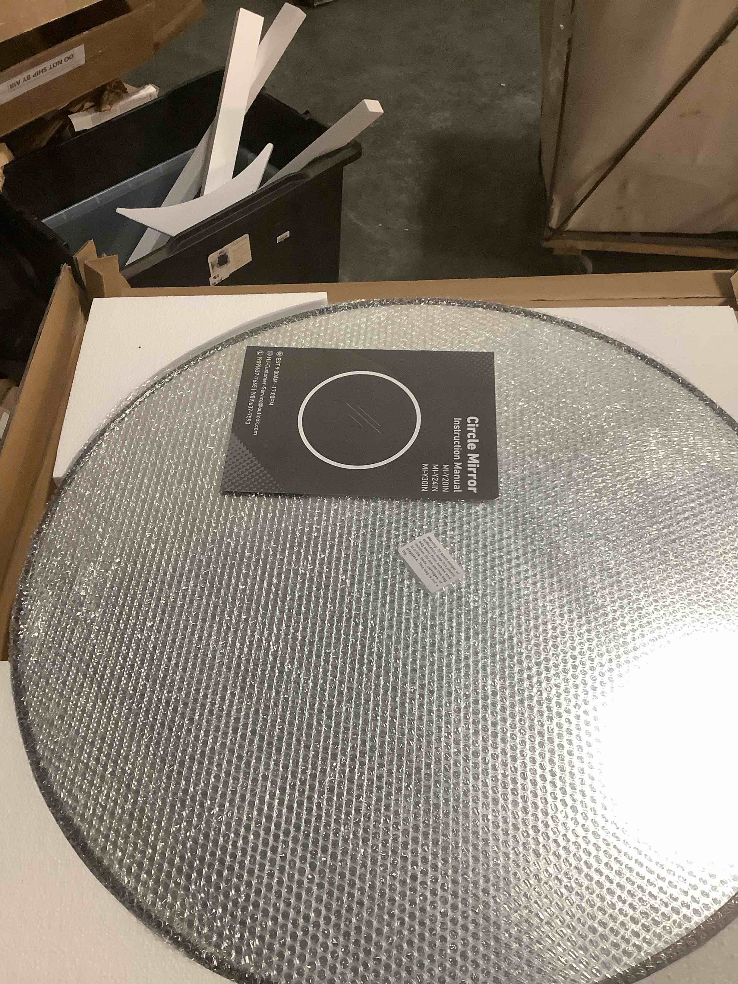 Condition photo showing Good Condition for Fabuday Black Round Mirror 30 Inch - Large Circle Mirror for Bathroom, Living Room, Hallway, Entryway, Matte Aluminum Frame Circular Mirrors for Wall Decor 30"L x 30"W Black