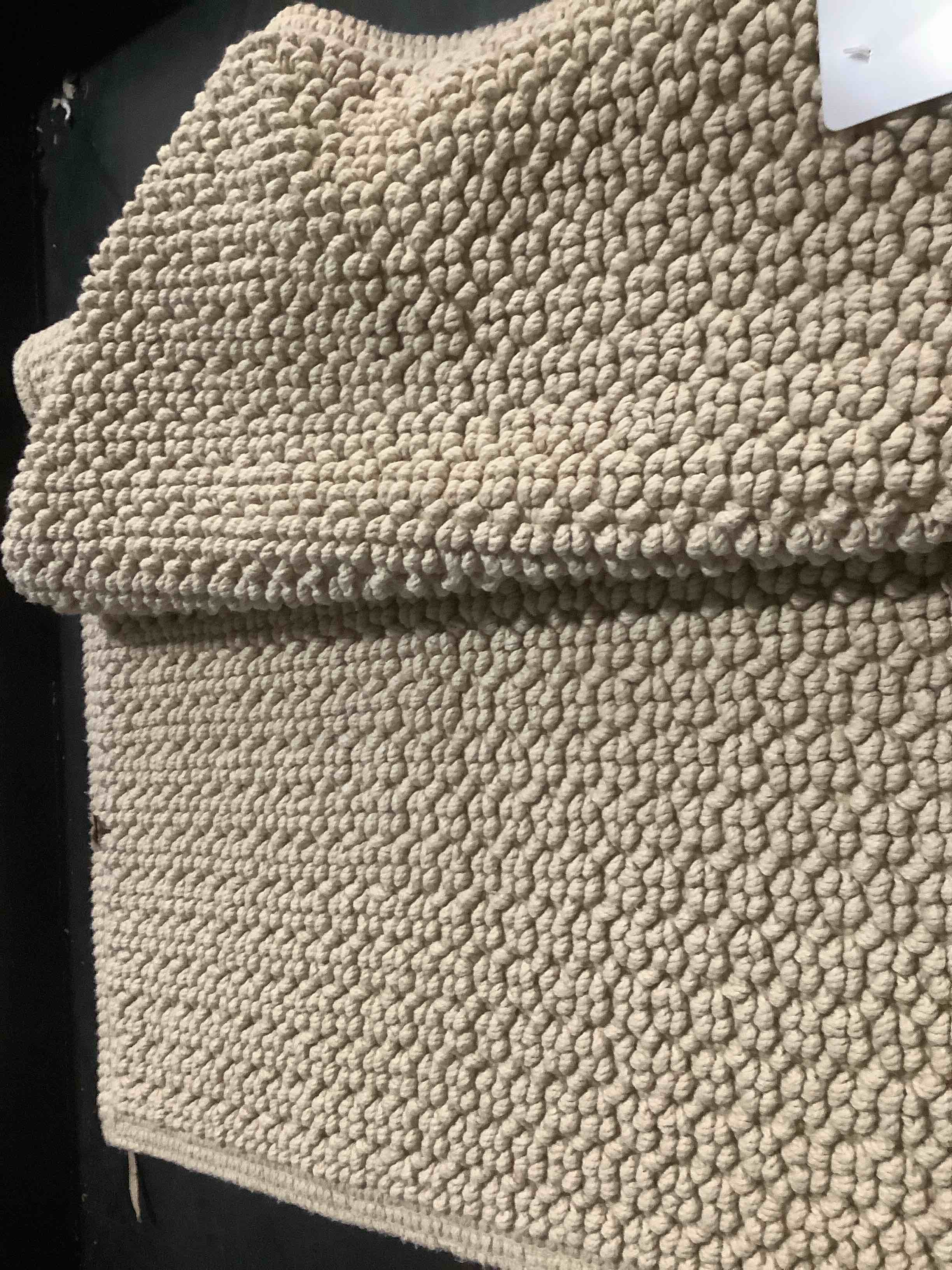 Condition photo showing Good Condition for SIMILAR TO** Lands' End Non Skid Bath Rug Dark Sand 20" x 33"