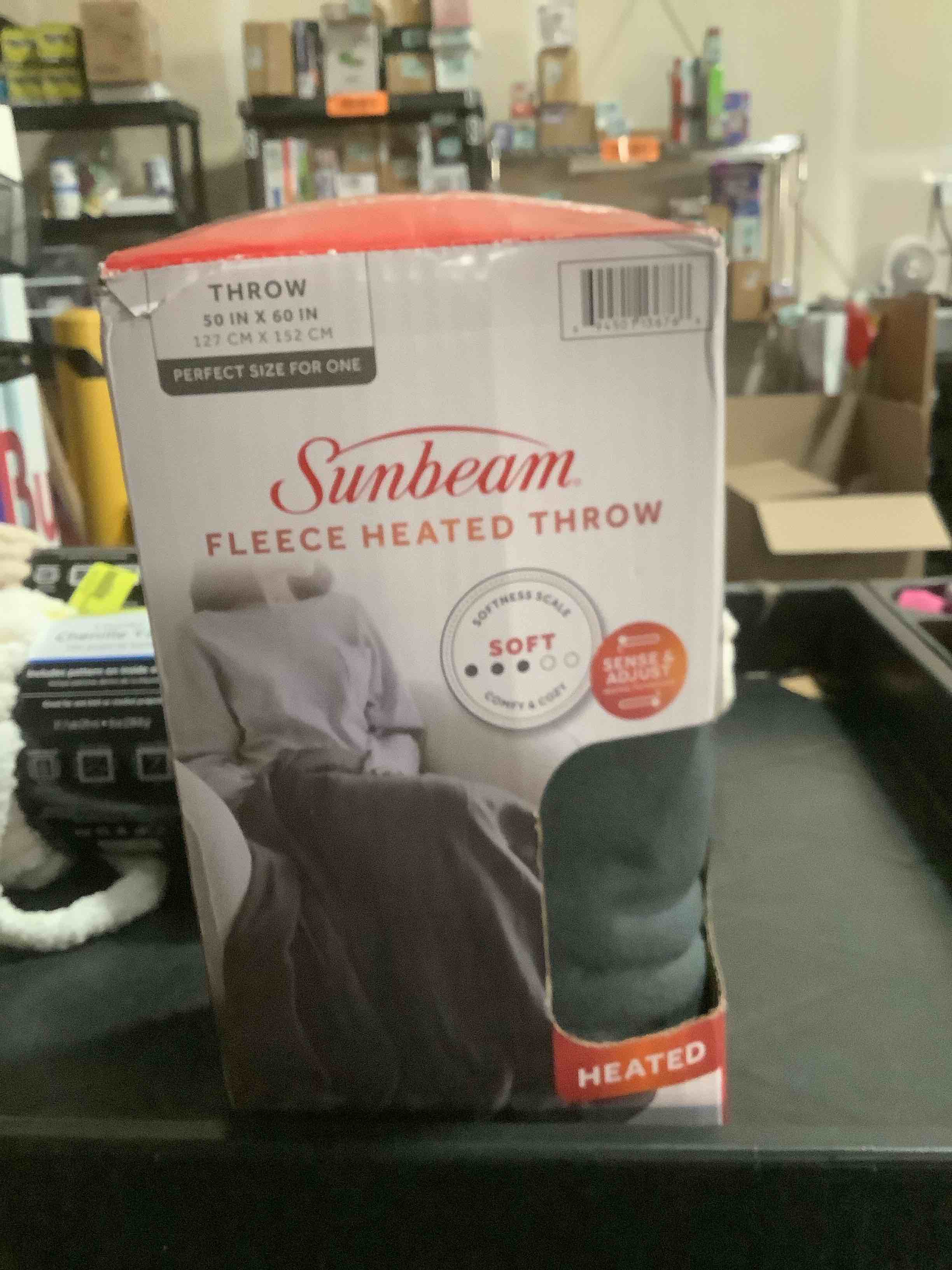 Condition photo showing Good Condition for Sunbeam Royal Ultra Fleece Heated Throw Electric Blanket, 50" x 60", 4 Heat Settings, 4-Hour Auto Shut-Off, Warming Throw for Couch or Bed, Fast Heating, Machine Washable, Warm and Cozy, Night Fog