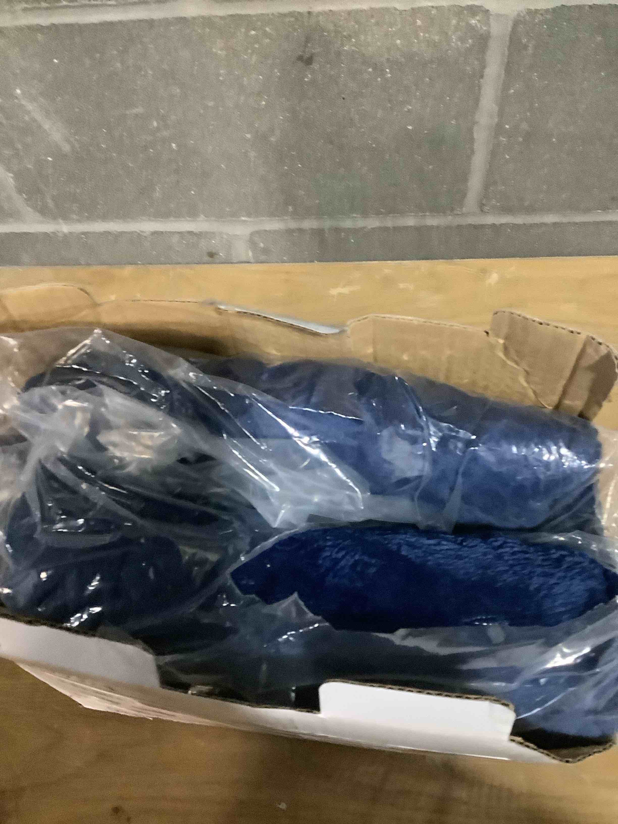 Condition photo showing Good Condition for Homemate Heated Blanket Electric Throw - 50"x60" Heating Blanket Throw 1/2/4/6/8 Hours Auto-Off 10 Heat Level Over-Heat Protection Flannel Sherpa ETL Certification 02 - Navy Blue 50 Inch x 60 Inch