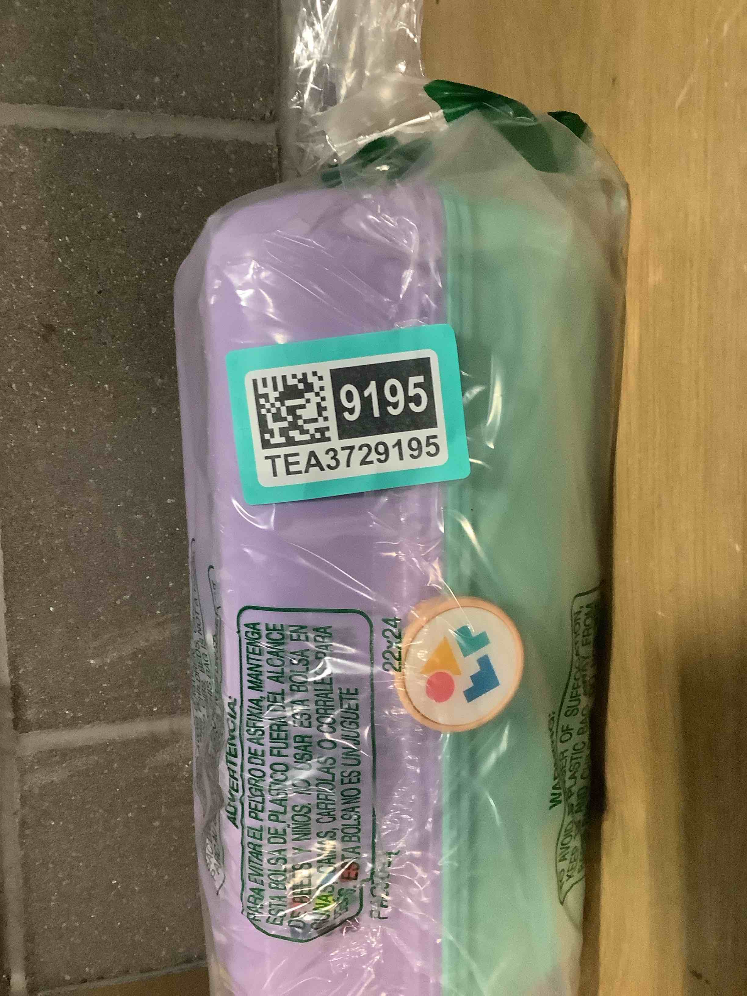 Condition photo showing Good Condition for Caboodles On-The-Go-Girl Case Seafoam over Lavender