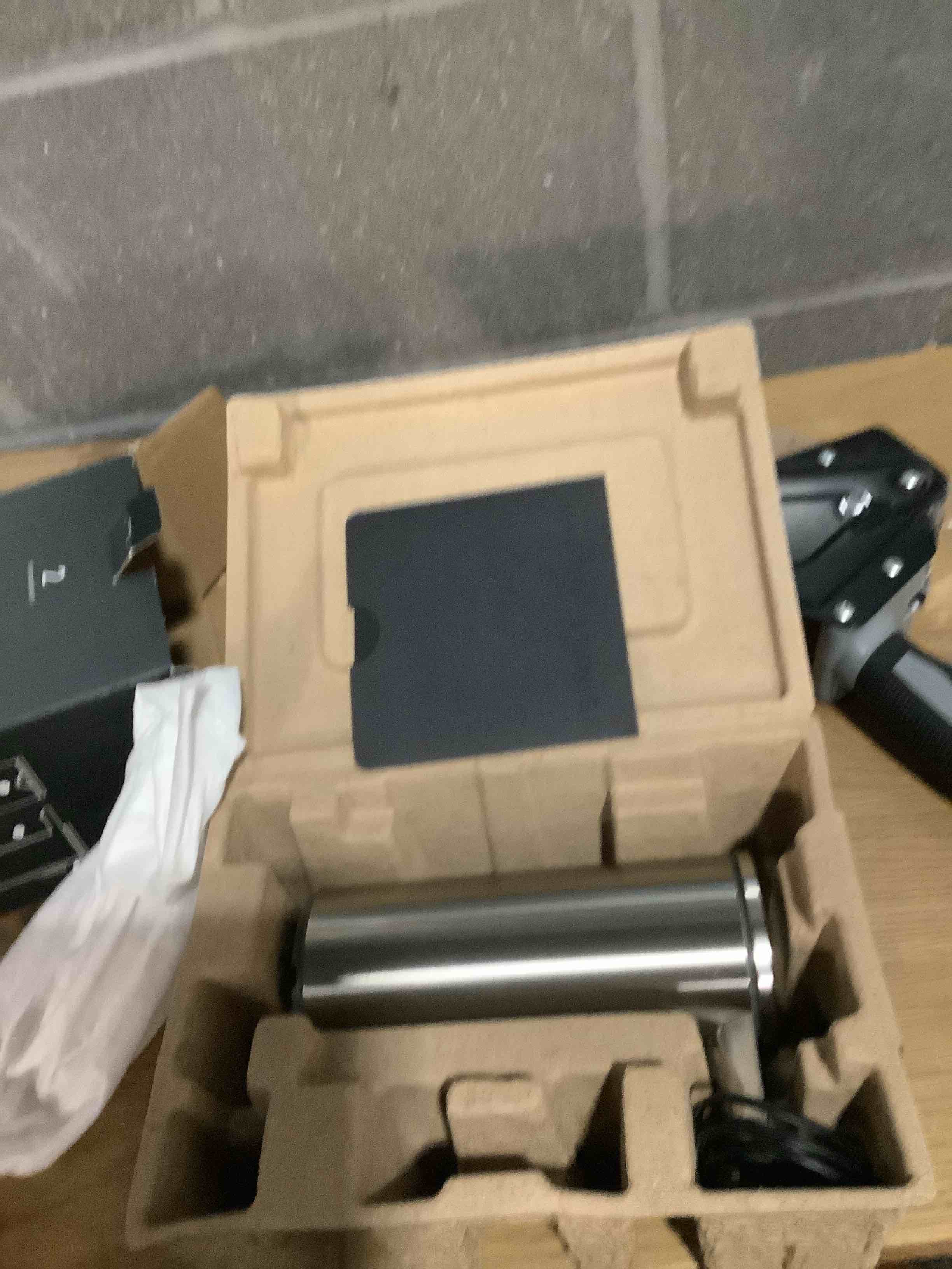 Condition photo showing Good Condition for simplehuman 9 oz. Touch-Free Automatic Rechargeable Sensor Pump, Brushed Stainless Steel, New Brushed 9 Oz.