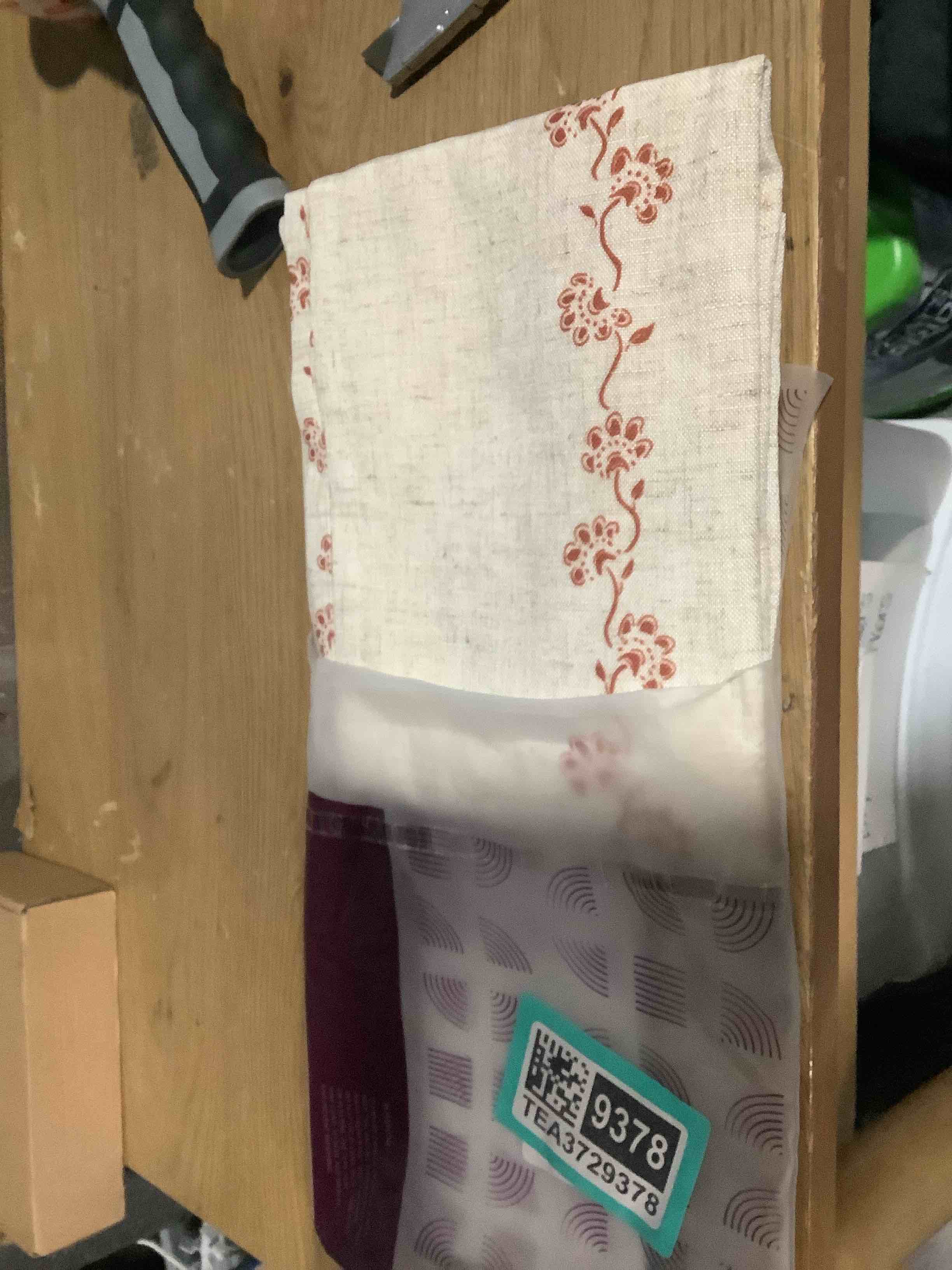 Condition photo showing Good Condition for jinchan Katy Linen Floral Kitchen Curtains 24 Inches Length Stripe Cafe Curtains Farmhouse Cottagecore Tier Small Window Drapes for Living Room Light Filtering Rod Pocket 2 Panels Terracotta on Linen Katy | Terracotta on Beige 26"W x 24"L (Pack of 2)