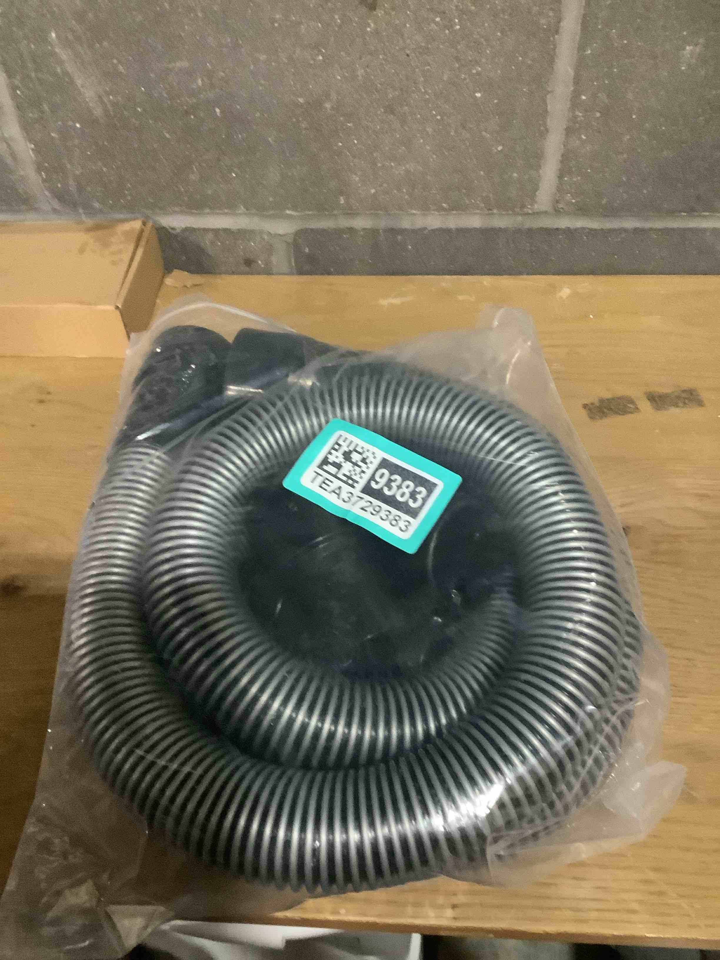 Condition photo showing Good Condition for CMXZVBE38761 1-7/8 in. x 7 ft. Replacement Vacuum Hose for Craftsman,Wet Dry Shop Vacuum Cleaners Wet/Dry Vacuums with a 1-7/8 in. Diameter Hoses