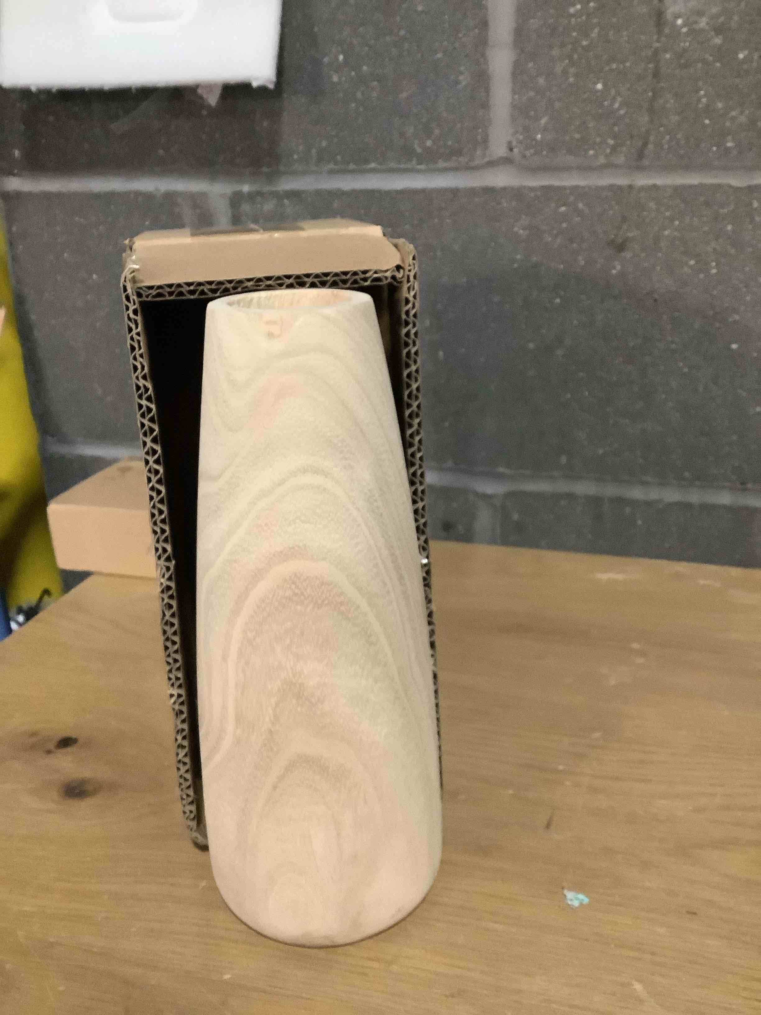 Condition photo showing New/Like New for Natural Wood Vase for Dried Flowers - 9 Inch Decorative Wooden Vase, Warm Neutral Farmhouse Boho Decor for Living Room Bedroom Table Shelf