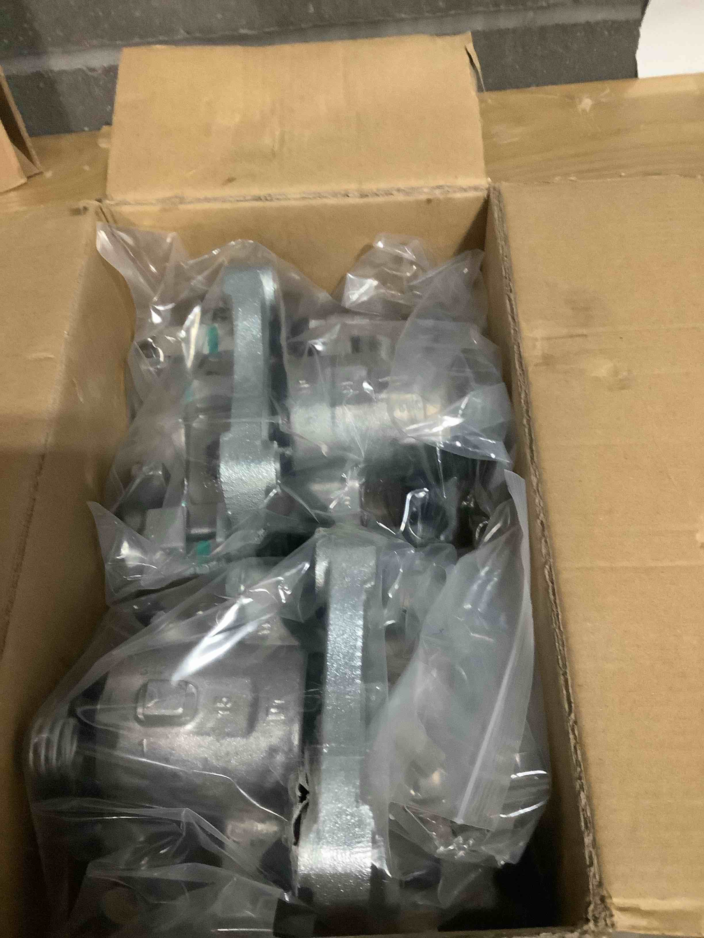 Condition photo showing Good Condition for PAROD Rear Disc Brake Caliper Fit for Audi TT Quattro 2000-2006, VW Jetta 2000-2008, Jetta City 2007-2009,Replace#19B2575 19B2574