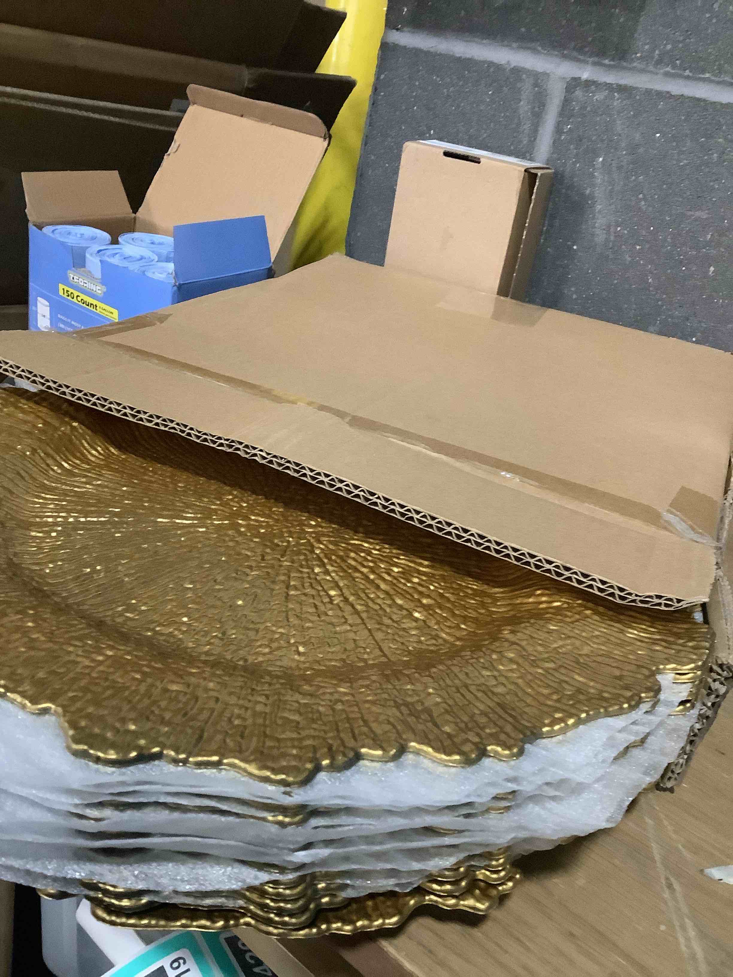 Condition photo showing Good Condition for supernal 12pcs Gold Plastic Charger Plates,13inch Round Reef Plate Chargers for Dinner,Gold Chargers with Flora Reef Design For Dinner,Wedding,Party Decoration 12pcs Gold Reef Charger Plates