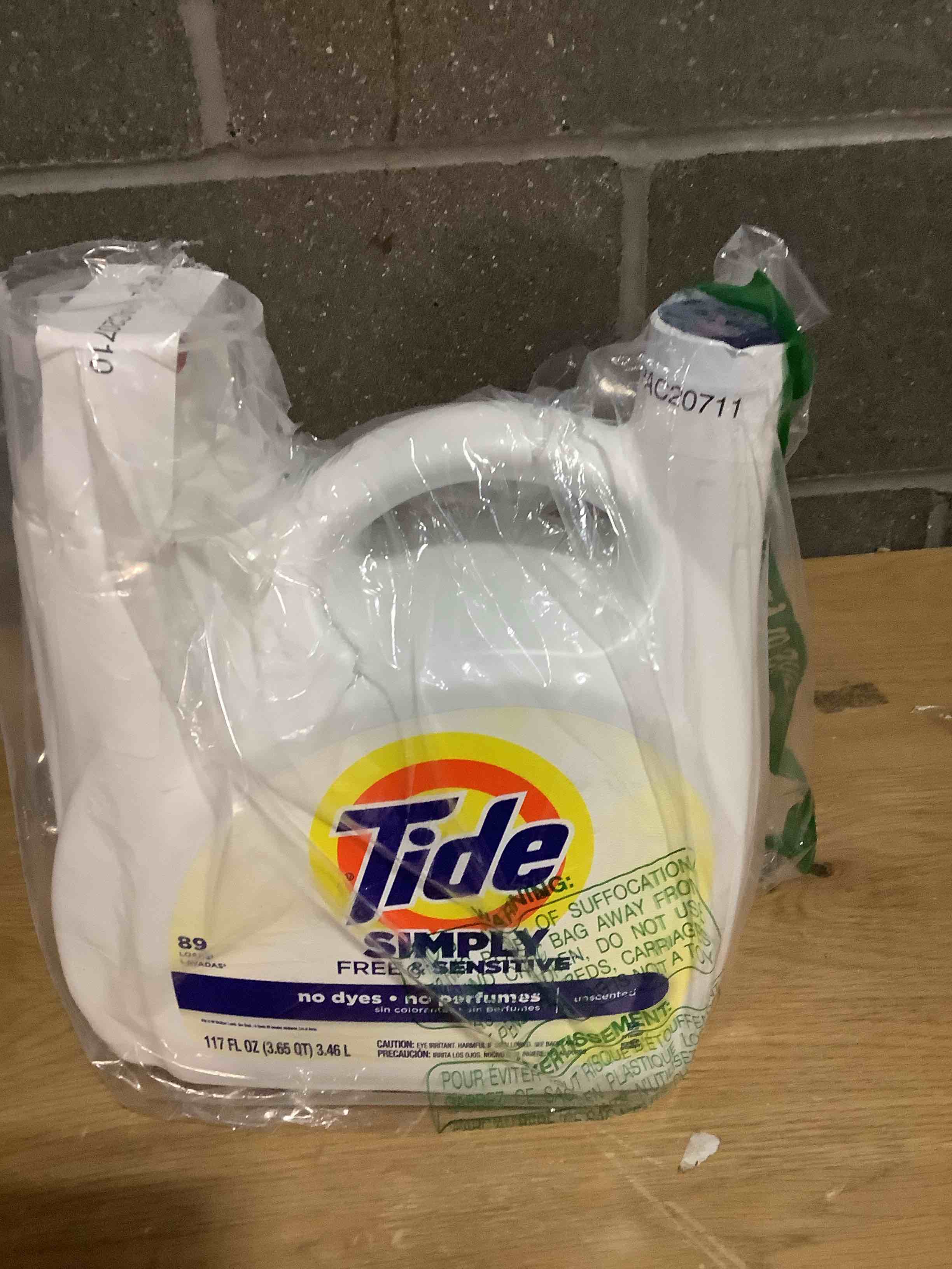 Condition photo showing Good Condition for Tide Simply Liquid Laundry Detergent, Free & Sensitive Scent, 89 Loads, 117 fl oz 117 Fl Oz (Pack of 1)