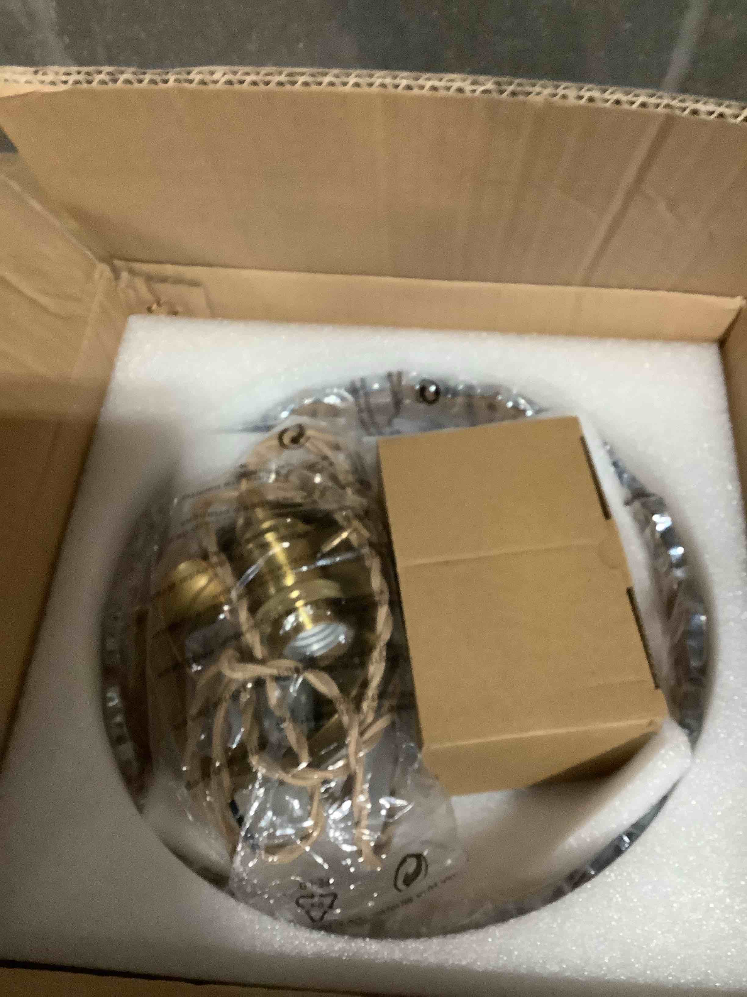 Condition photo showing Good Condition for Battery Operated Pendant Light,Vintage Light Fixtures 2500mAh 9.4in RGB Light Bulb Amber Modern Chandelier with Remote Control Wireless Adjustable Rechargeable Chandelier for Kitchen Island 1Light Scindapsus Amber Battery Operated 1 pack