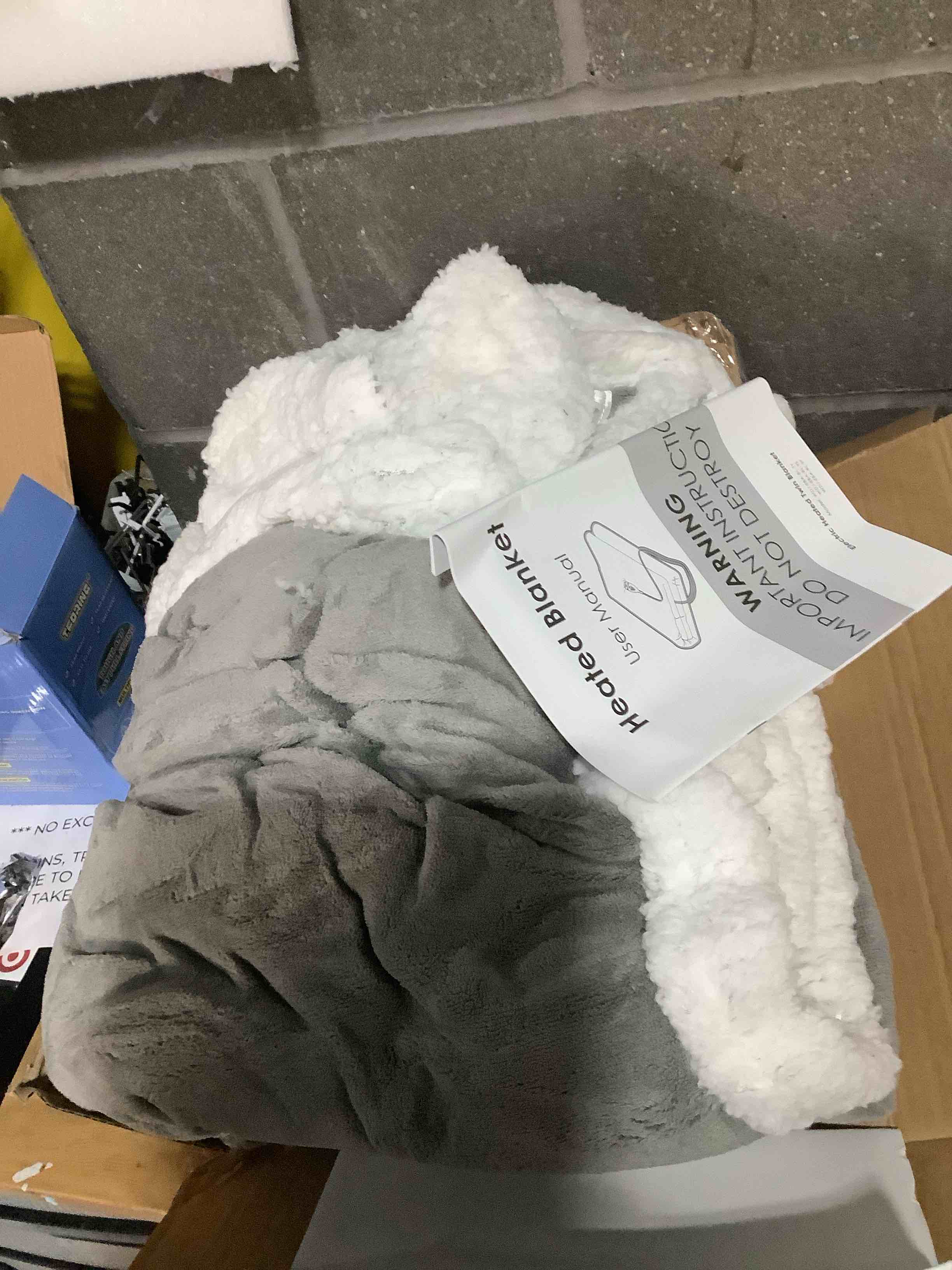 Condition photo showing Good Condition for RALYSUN Electric Heated Blanket Twin Size 62"x84" - Dual-Sided with Microplush & Sherpa Fabric, 4 Heat Settings & 10 Hours Auto Off, Machine Washable - Light Gray 01-light Gray Twin(62"x84")