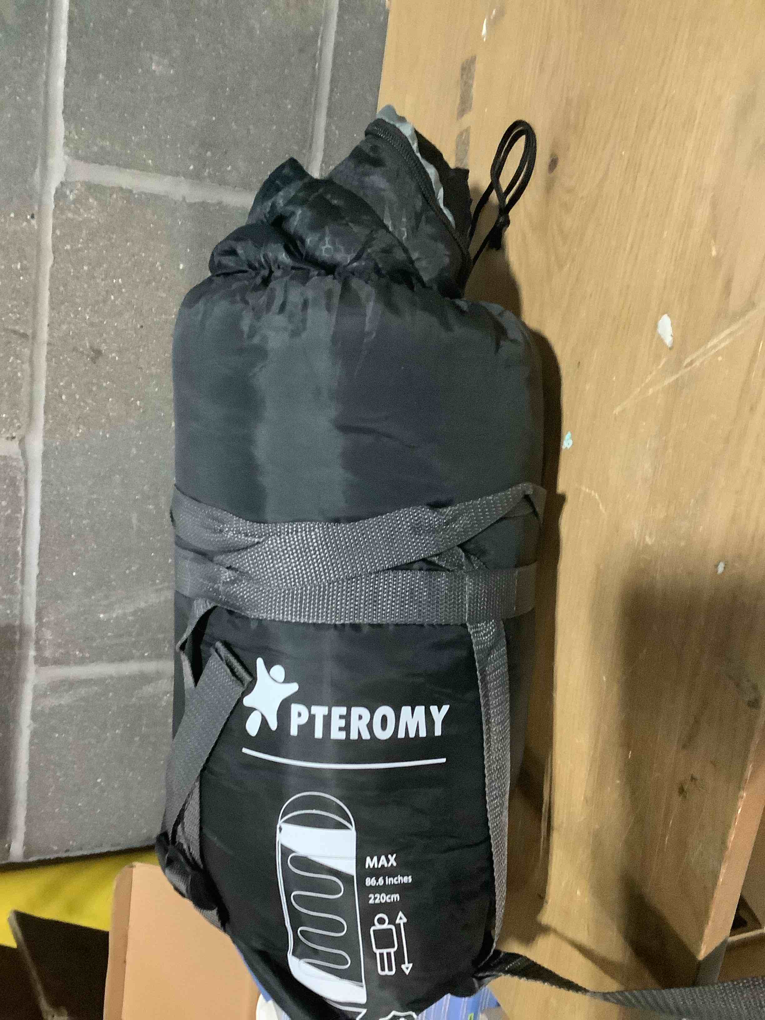 Condition photo showing Good Condition for PTEROMY Sleeping Bags for Adults, Lightweight and Machine Washable, Water Resistant Backpacking Camping Sleeping Bag for Warm Cold Weather, Camping Essentials for Hiking Travel 50°F~80°F Black