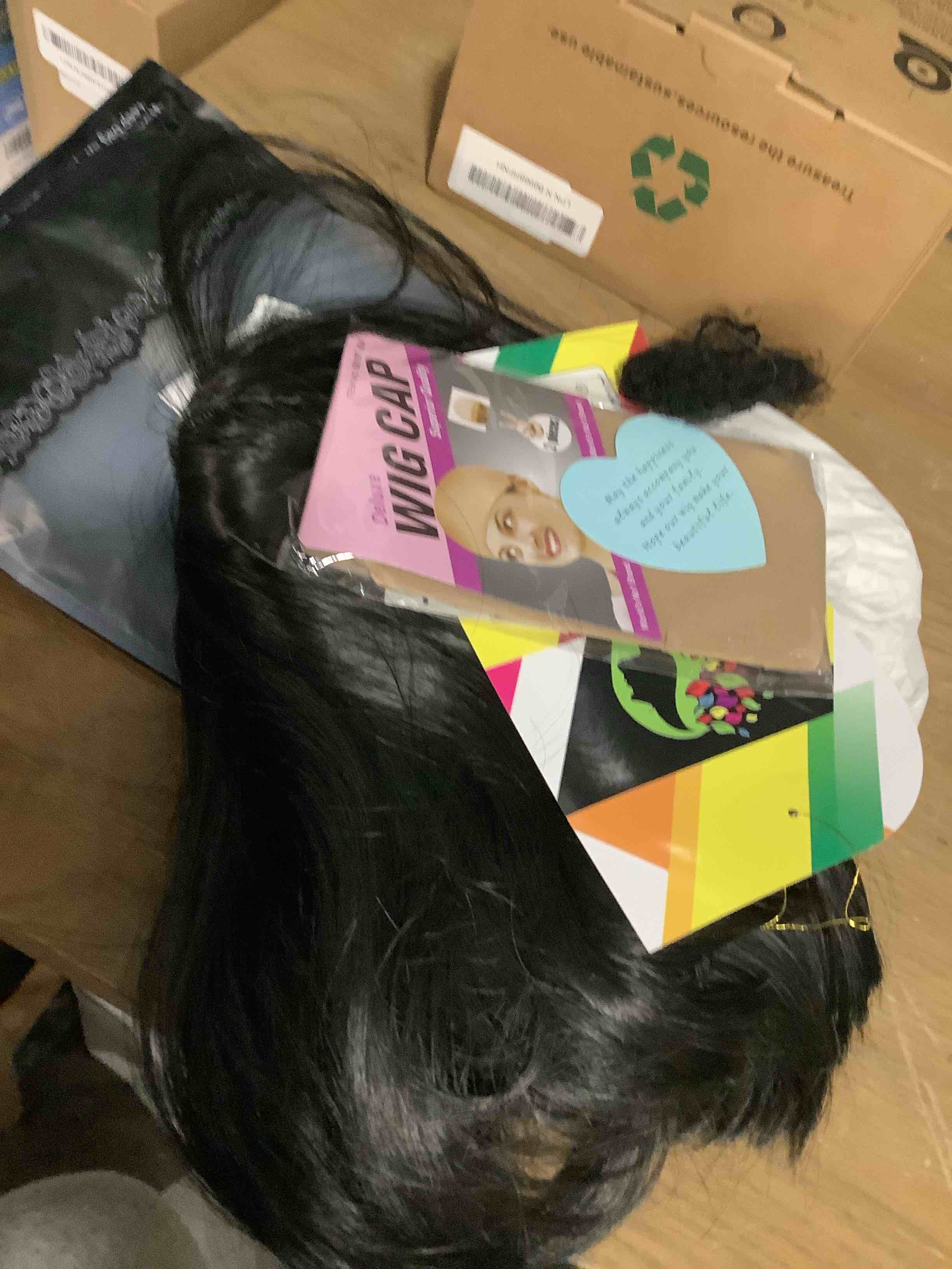 Condition photo showing New/Like New for WERD Black Short Bob Wig,Straight Black Bob Wig with bangs, 10 inch Straight Bob Bangs Wig for Women Natural Looking for Daily Use