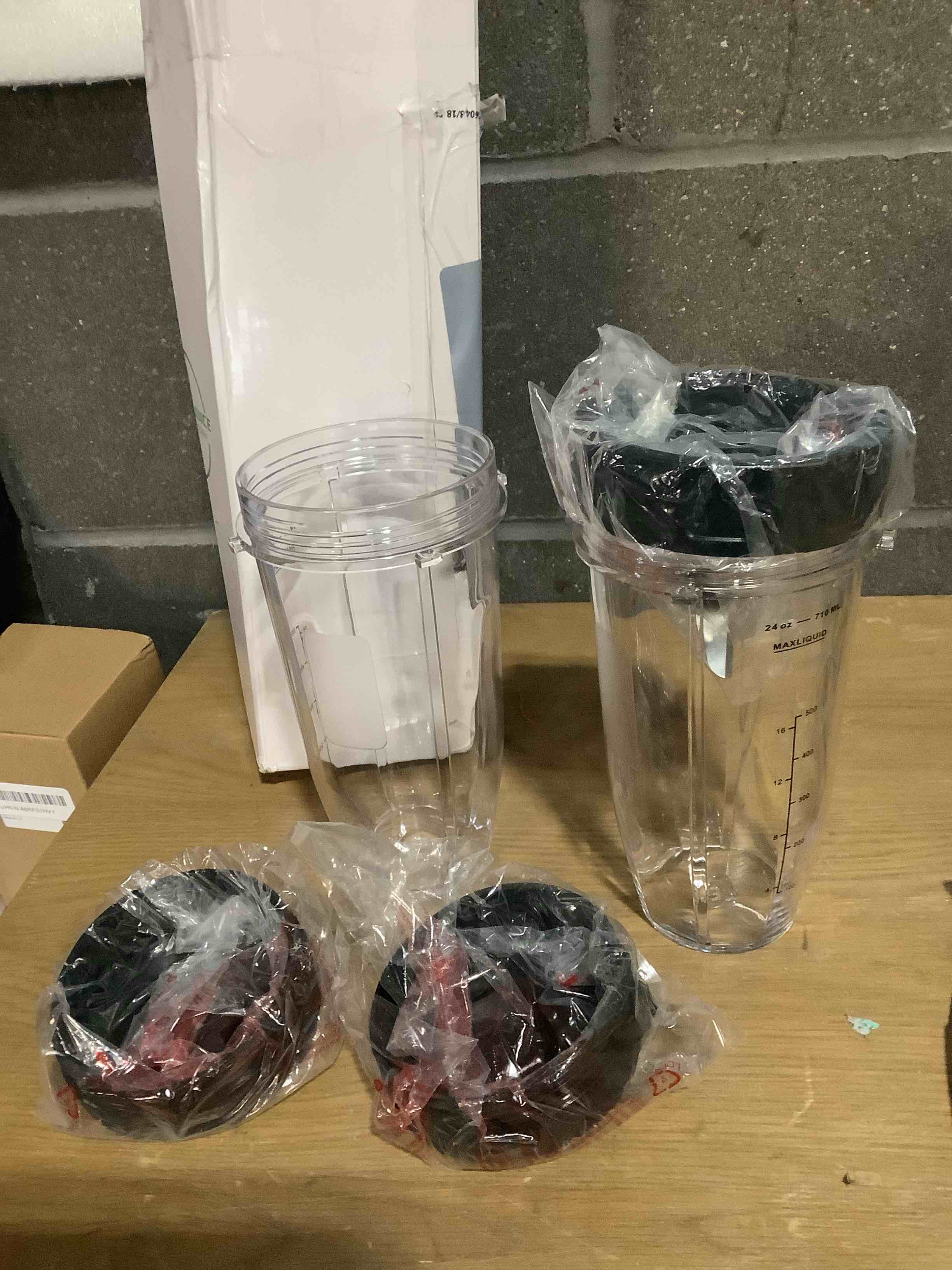 Condition photo showing Good Condition for Blender Replacement Parts for Ninja, 24oz Ninja Blender Cups with To-Go Lids, 7 Fins Extractor Blade, Compatible with Nutri Ninja Auto iQ Blenders BL2012 BN801 BL480-30 BL640-30 BL642-30 NN100-30