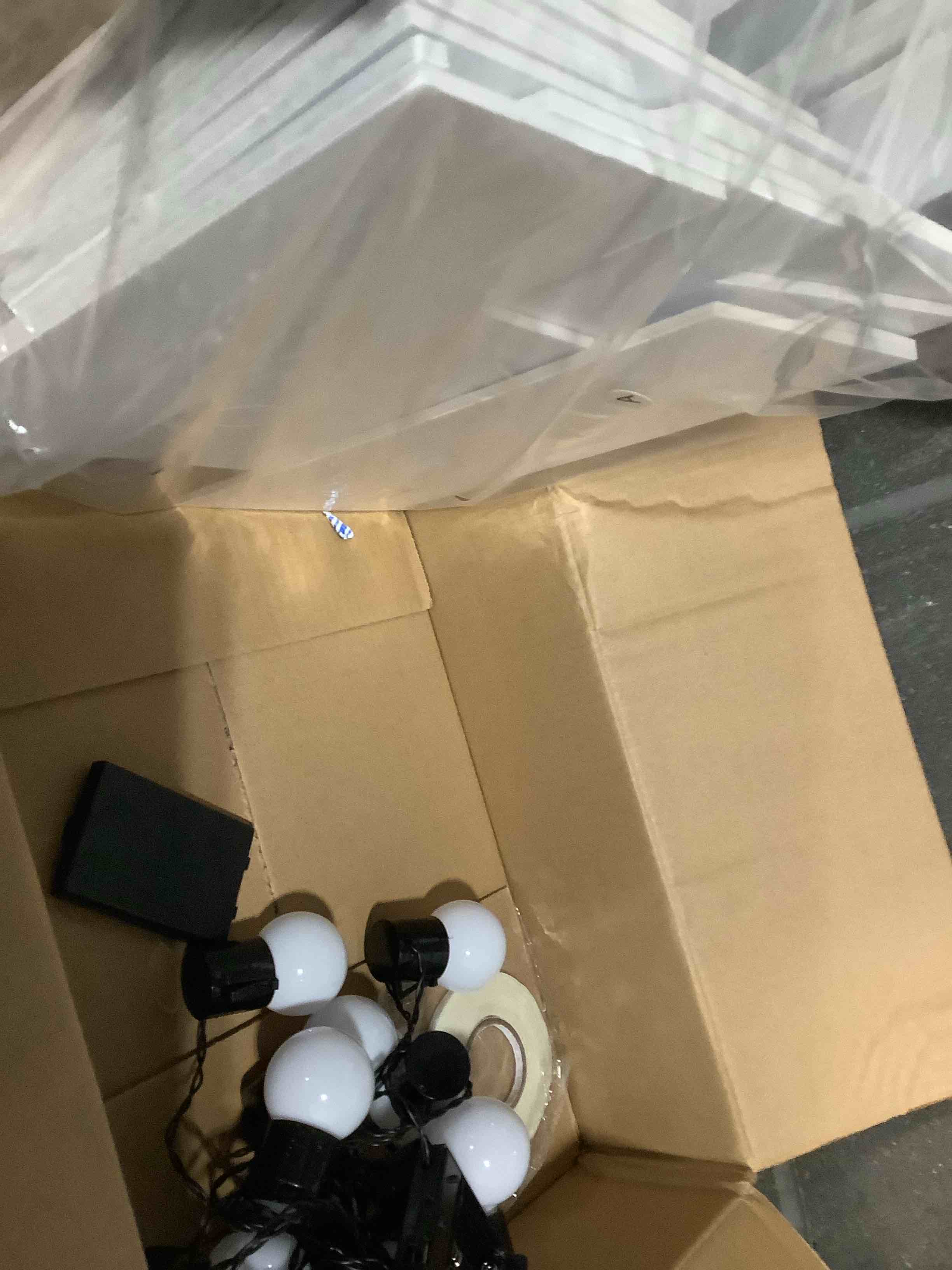 https://s3.amazonaws.com/lotting-images-prod/NKYBargainOutlett/TEA3729597_1773430122488.jpeg