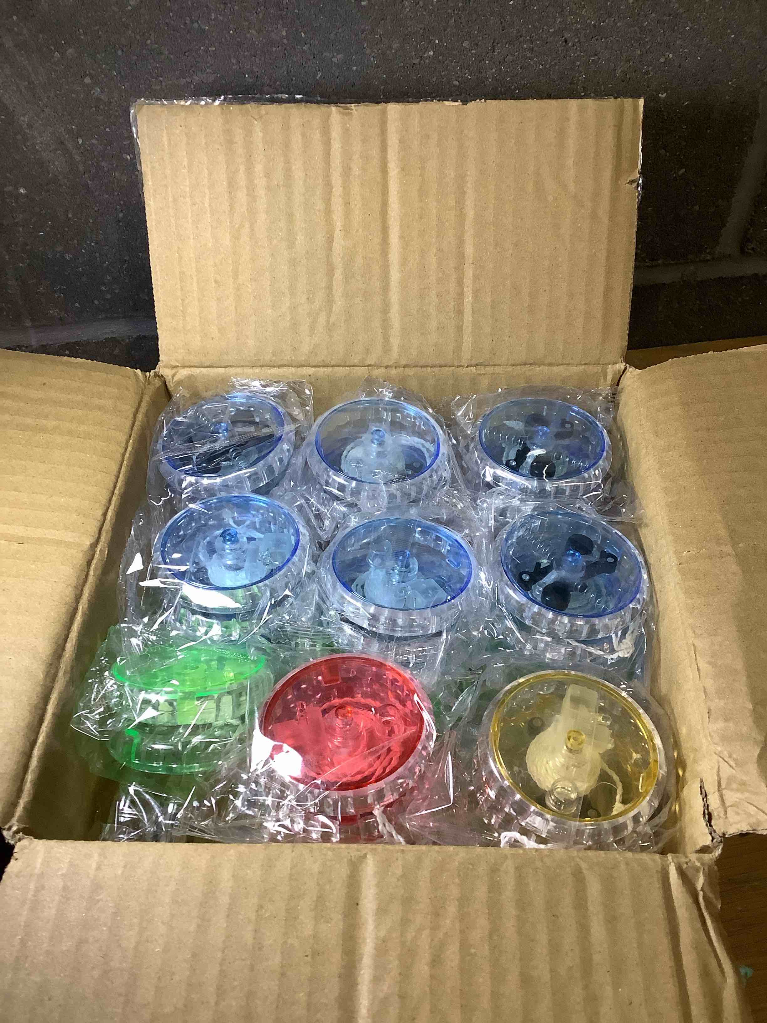Condition photo showing New/Like New for KatchOn, Multicolor, Light Up Yoyos - Pack of 24 | LED Yoyo Bulk, Carnival Prizes, Birthday Party Favors | Yoyo for Kids 8-12, Classroom Prizes, Easter Basket Stuffers, Pinata Stuffers, Bulk Toys
