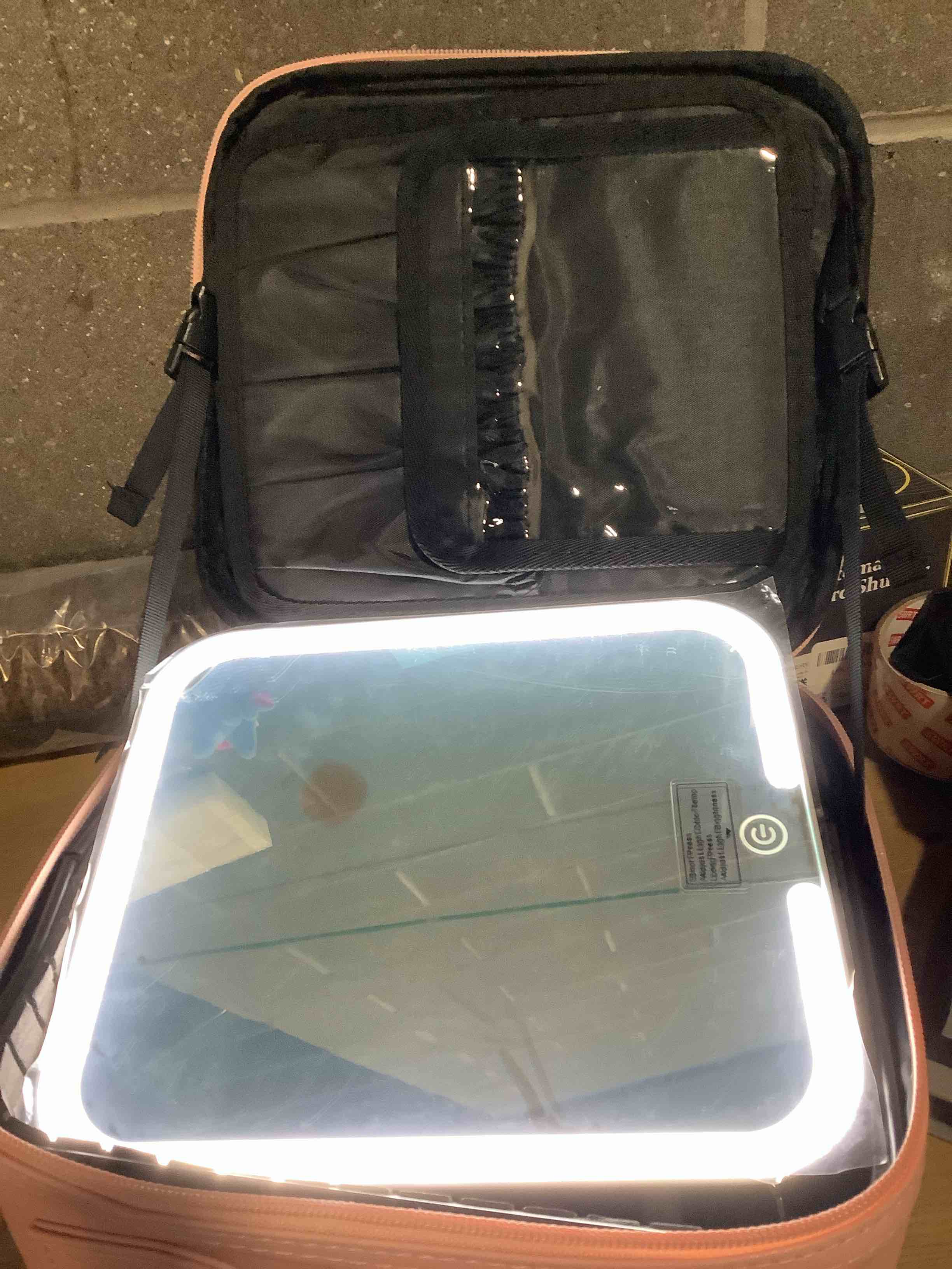 Condition photo showing Good Condition for Chomeiu Makeup Bag with LED Mirror, Cute Cosmetic Bags Birthday Gifts for Girls Women, Makeup Train Case Artists Organizer Large Make Up Bags with Light Up Mirror 3 Color Lights, Pink A-Small 01-Pink