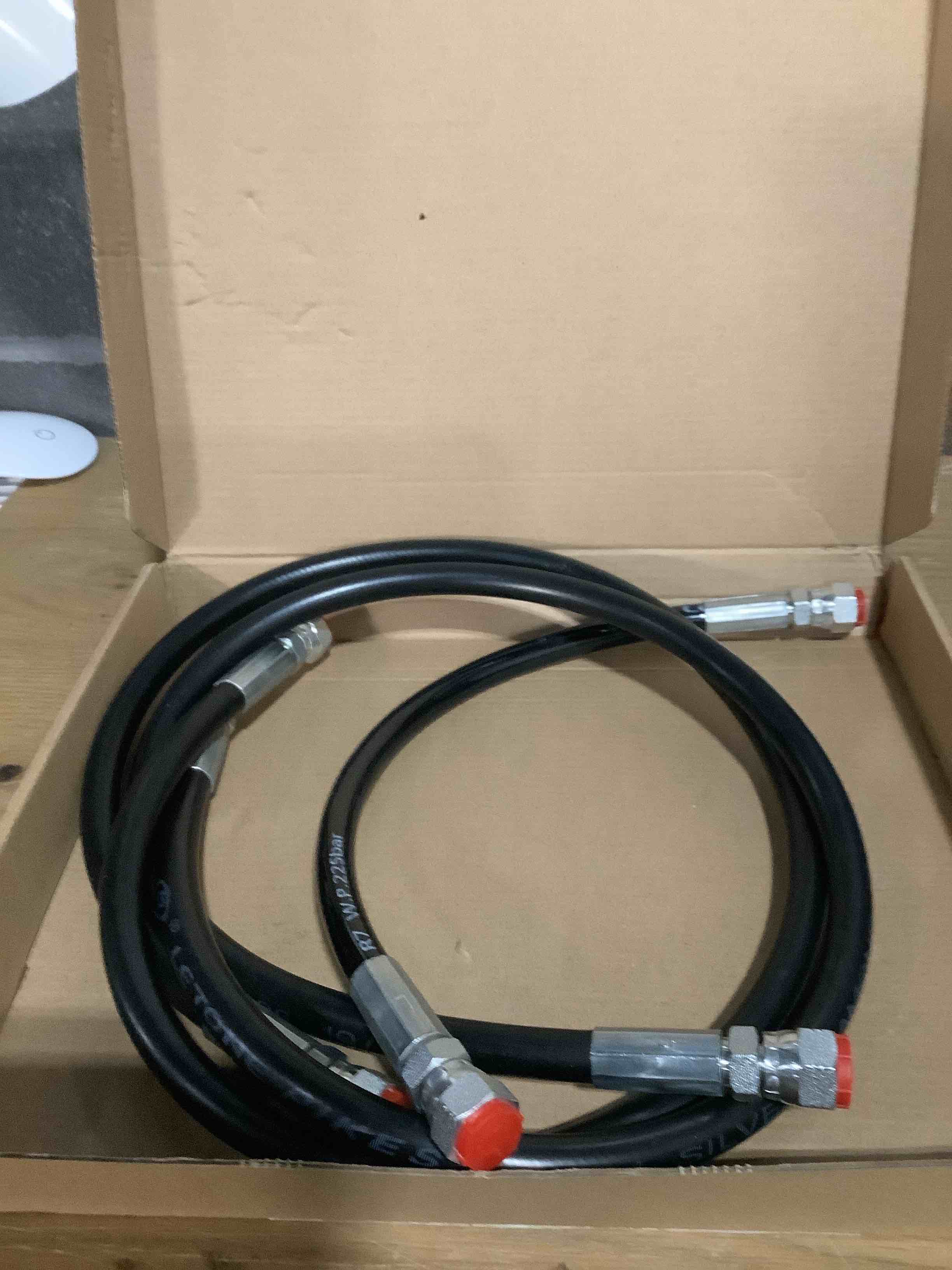Condition photo showing New/Like New for 1/4" x 42" and 1/4" x 16" Heavy Duty Snow Plow Hose Kit with 06-FJIC Compatible for Fisher 56591 56592, for Western 56616 56617