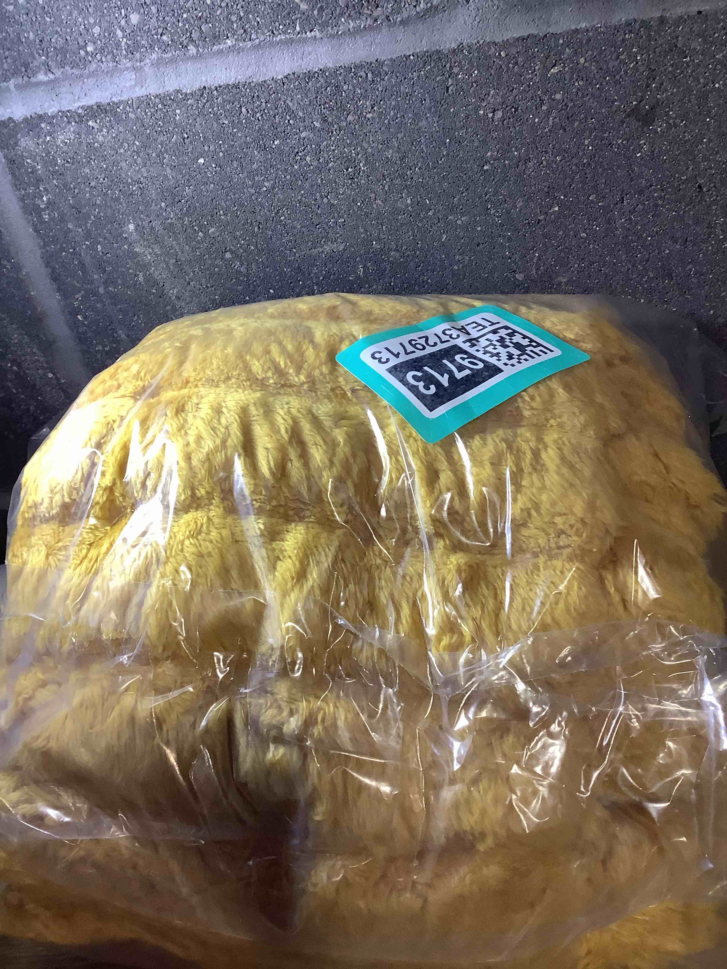 Condition photo showing Good Condition for BEDELITE Fleece Throw Blanket for Couch – 3D Ribbed Jacquard Soft and Warm Decorative Fuzzy Blanket – Cozy, Fluffy, Plush Lightweight Mustard Yellow Throw Blankets for Bed, Sofa, 50x70 inches Mustard Yellow Throw XL(50"x70")