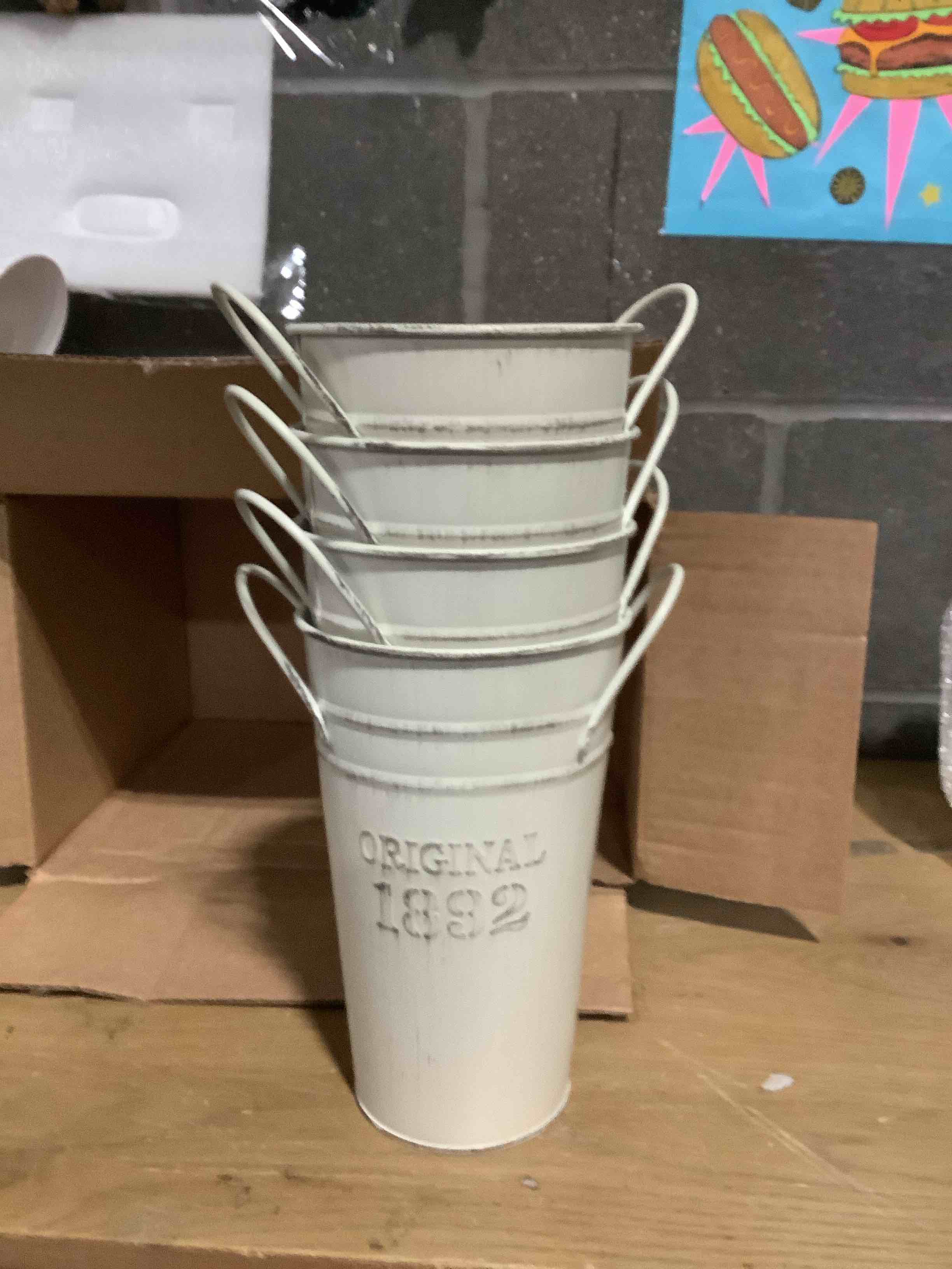 Condition photo showing New/Like New for MOUYAT 4 Packs 8 Inch Vintage Metal Galvanized Flower Vase, Tall Galvanized Metal Planter Bucket with Handles, Farmhouse French Bucket for Centerpiece Wedding Decor, Floral Arrangements, White Cream White Cream 8" 4PCS