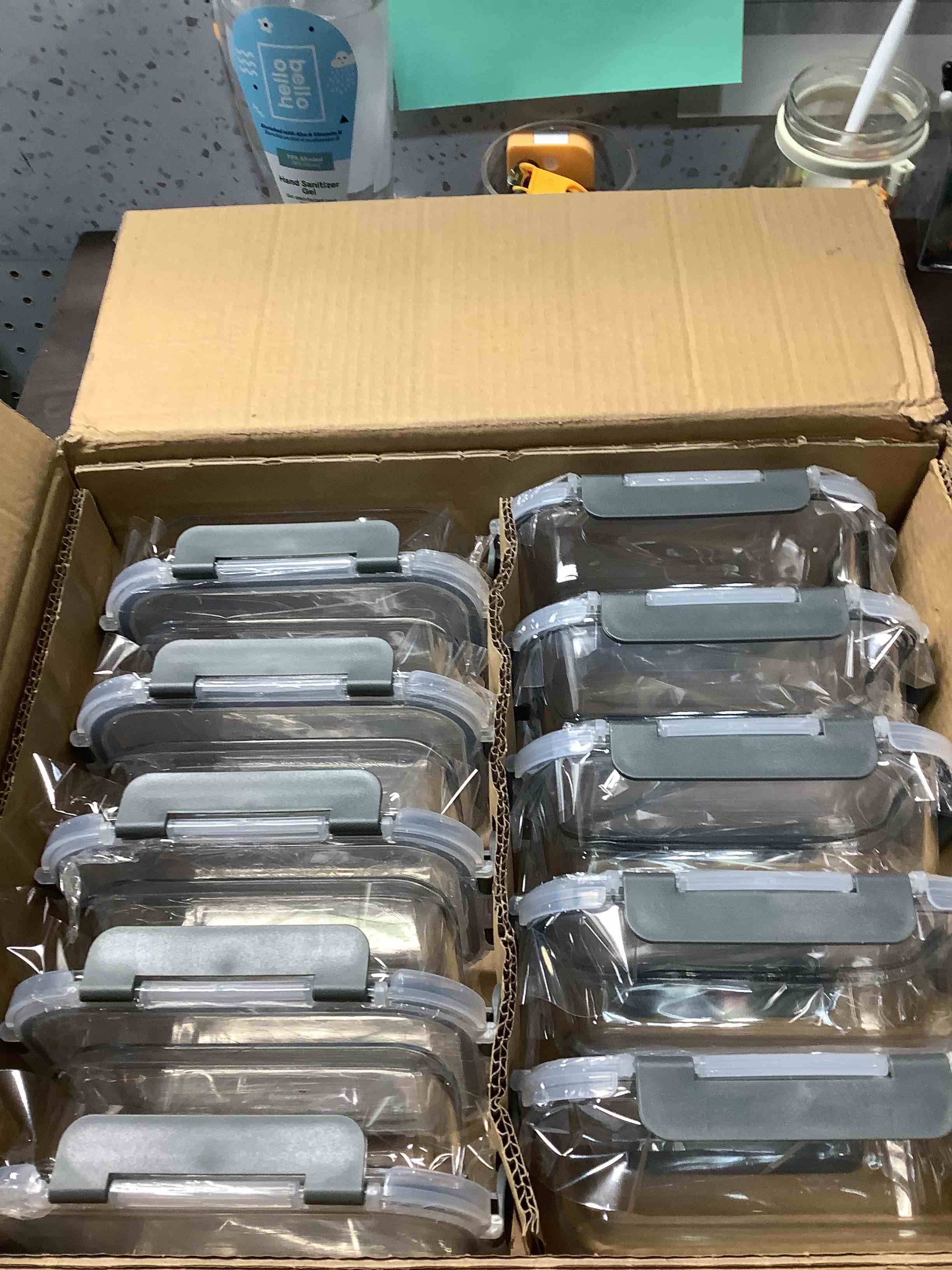 Condition photo showing Good Condition for M MCIRCO 10-Pack,22 Oz Glass Meal Prep Containers,Glass Food Storage Containers with lids,Lunch Containers,Microwave, Oven, Freezer and Dishwasher (Gray)