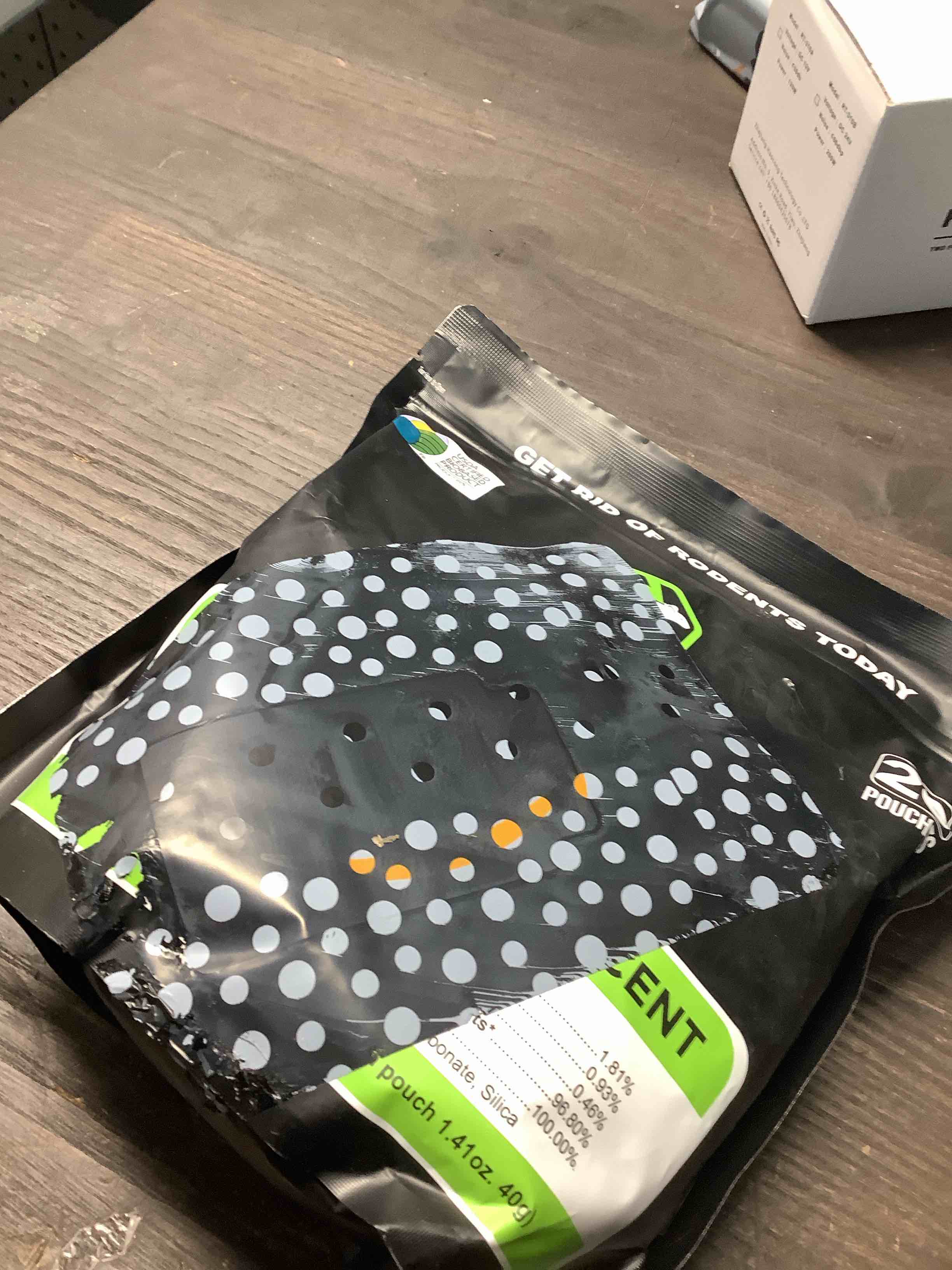 Condition photo showing New/Like New for BugBarrier's Extra-Strength Mouse Repellent Deterrent Pouches, USDA 99% Biobased, Peppermint & Rosemary Oils Repel Mice Nesting in Car, RV, Boat, Garage, Shed, Cabin Made in The USA (Pack of 20)