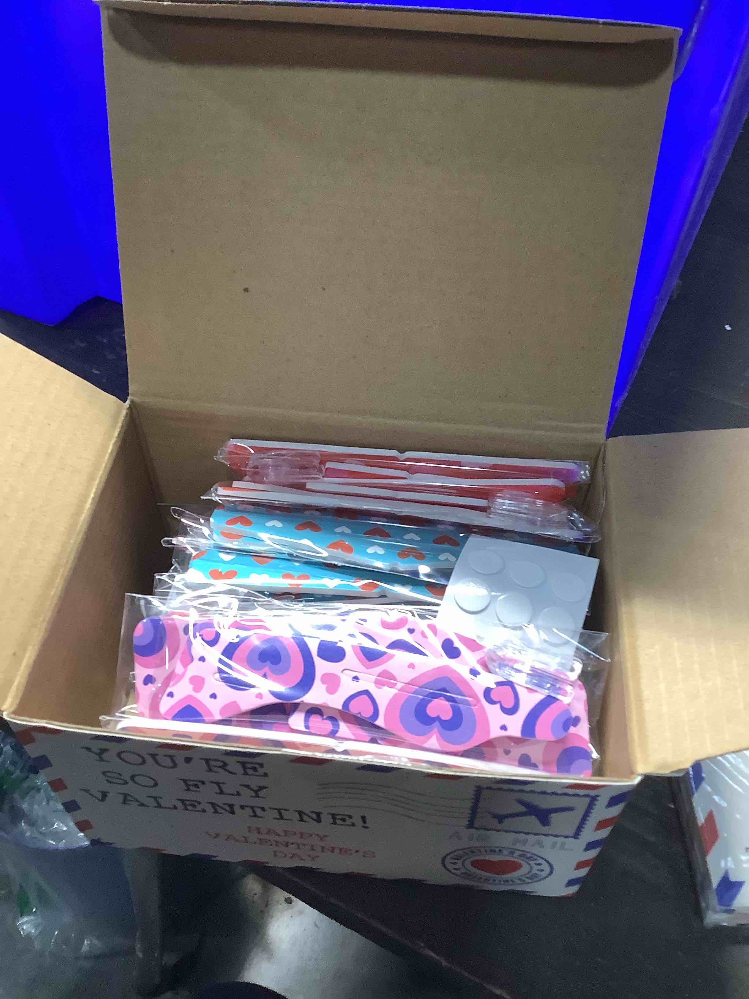 Condition photo showing Good Condition for Valentines Day Cards for Kids - 28 Pack Airplane Valentines Day Cards for Kids with Foam Airplanes, Valentines Gifts, Perfect School and Classroom Valentines Exchange Gifts