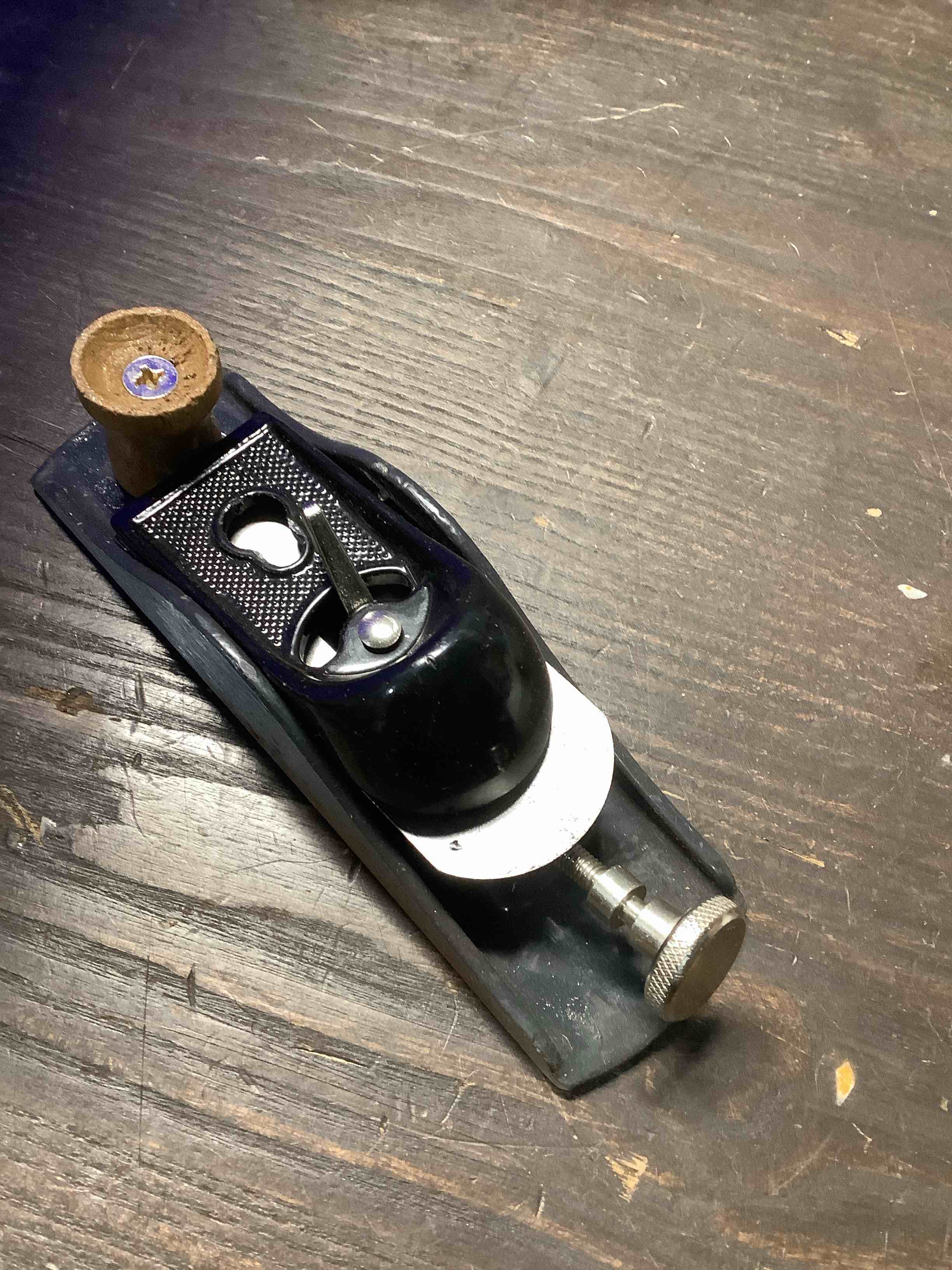 Condition photo showing Good Condition for WORKPRO W052002 Block Plane, 1-5/8 In. Wide Blade, Cast Iron Body, Adjustable Cutting Depth, Black (Single Pack)