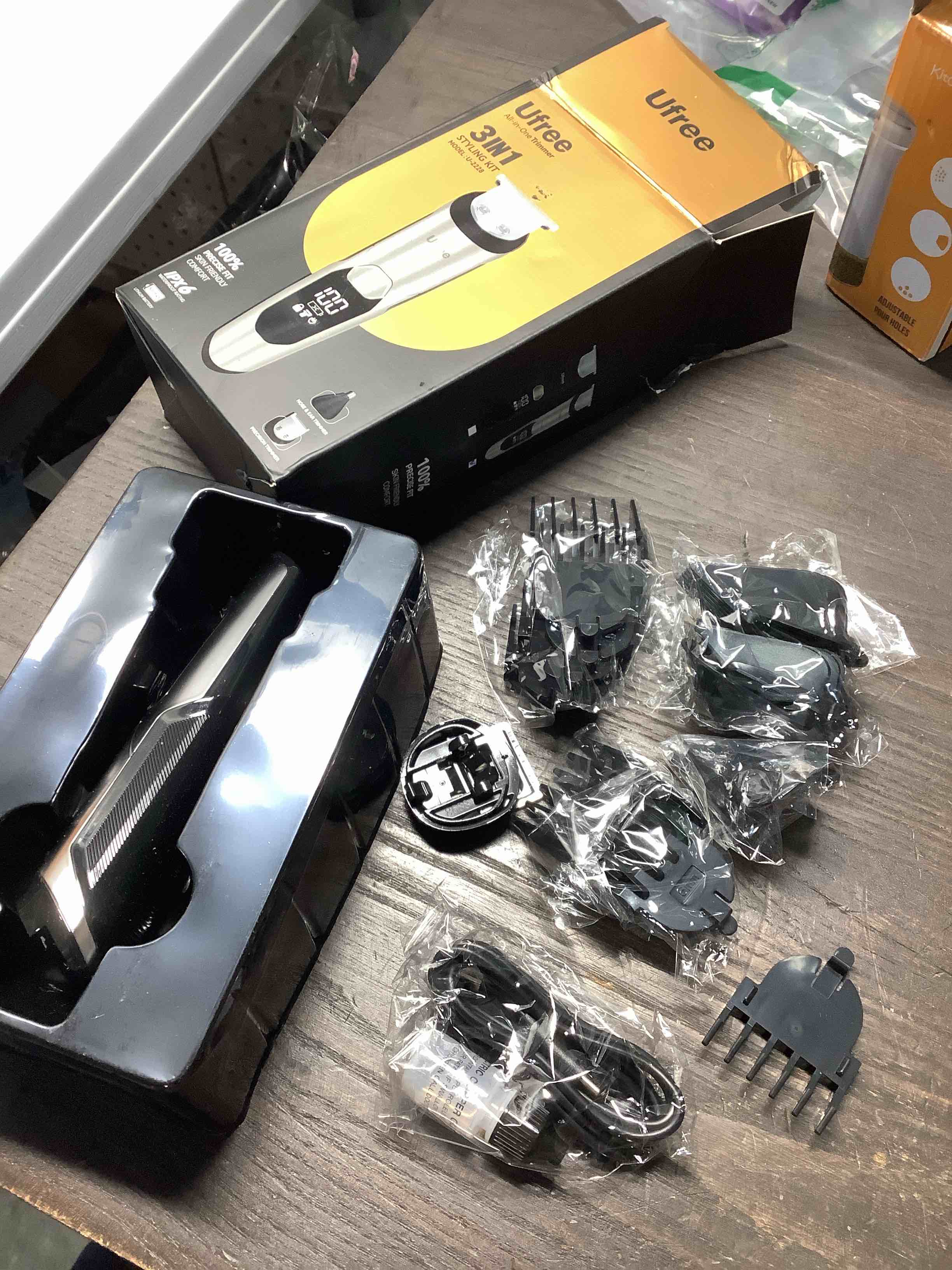 Condition photo showing Good Condition for Ufree 3-in-1 Beard Trimmer Kit, Men's Electric Shaver Razor for Mustache Body Nose Facial Hair, Professional Hair Trimmer, Rechargeable Clippers, Waterproof Beard Grooming, Birthday Gifts for Men Silver