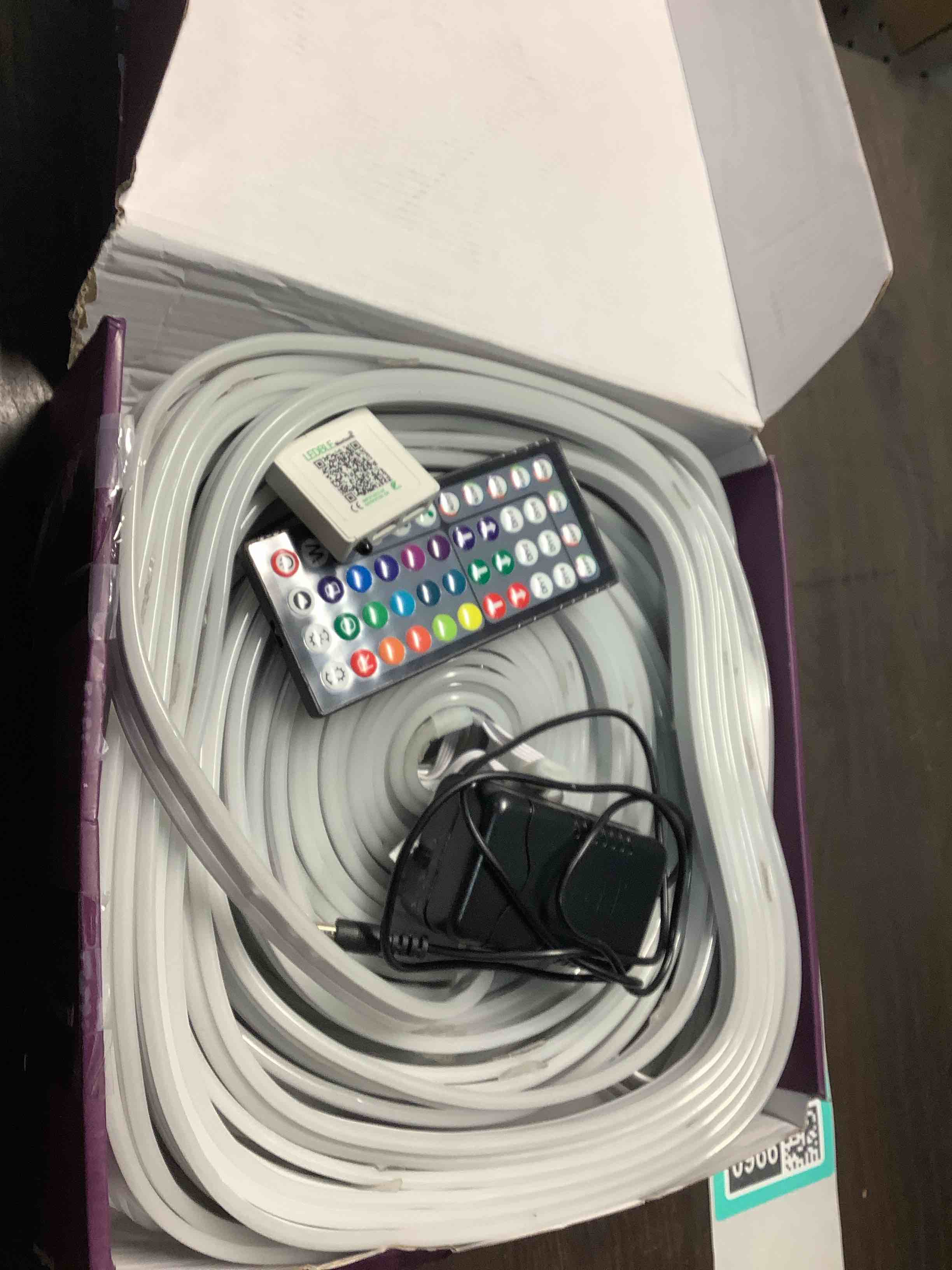 Condition photo showing Good Condition for AILBTON 100Ft Neon Rope Lights,Flexible Led Rope Lights Control with App/Remote,Multiple Modes Music Sync Gaming RGB Led Neon Lights for Bedroom Outdoor 100FT-Led Neon