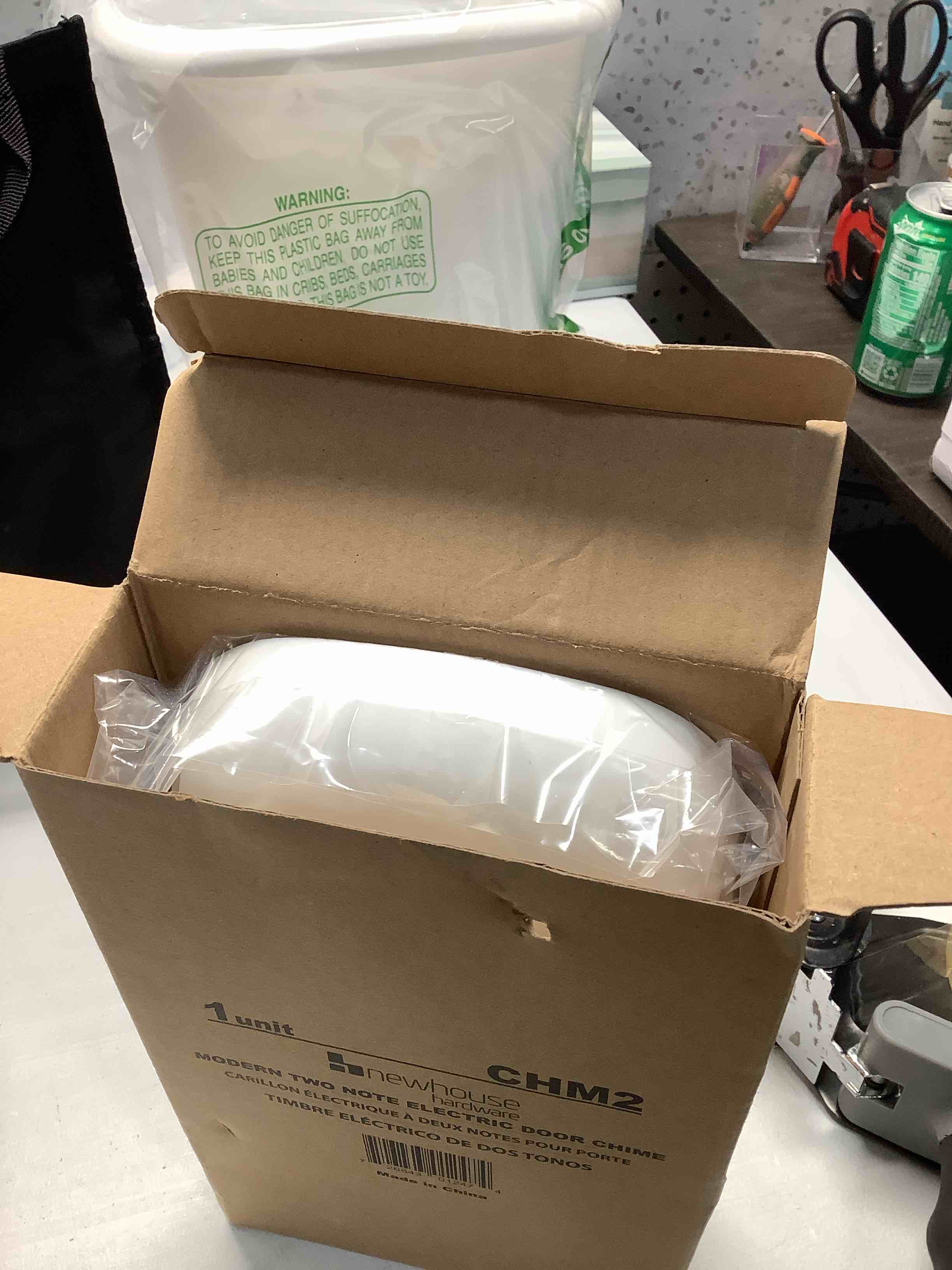 Condition photo showing Good Condition for Newhouse Hardware CHM2 Door Chime, White