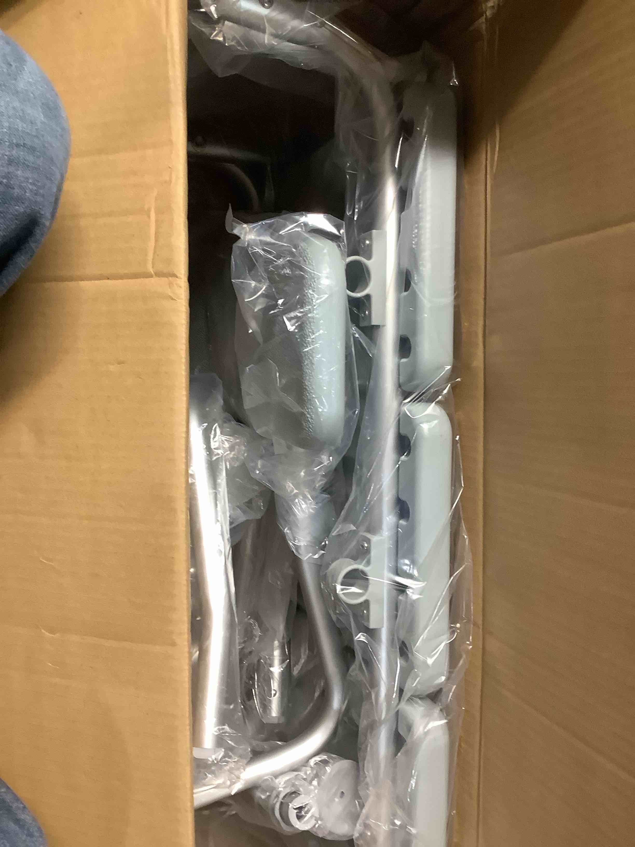 Condition photo showing Good Condition for Transfer Bench KD,Tool Free, 1/cs