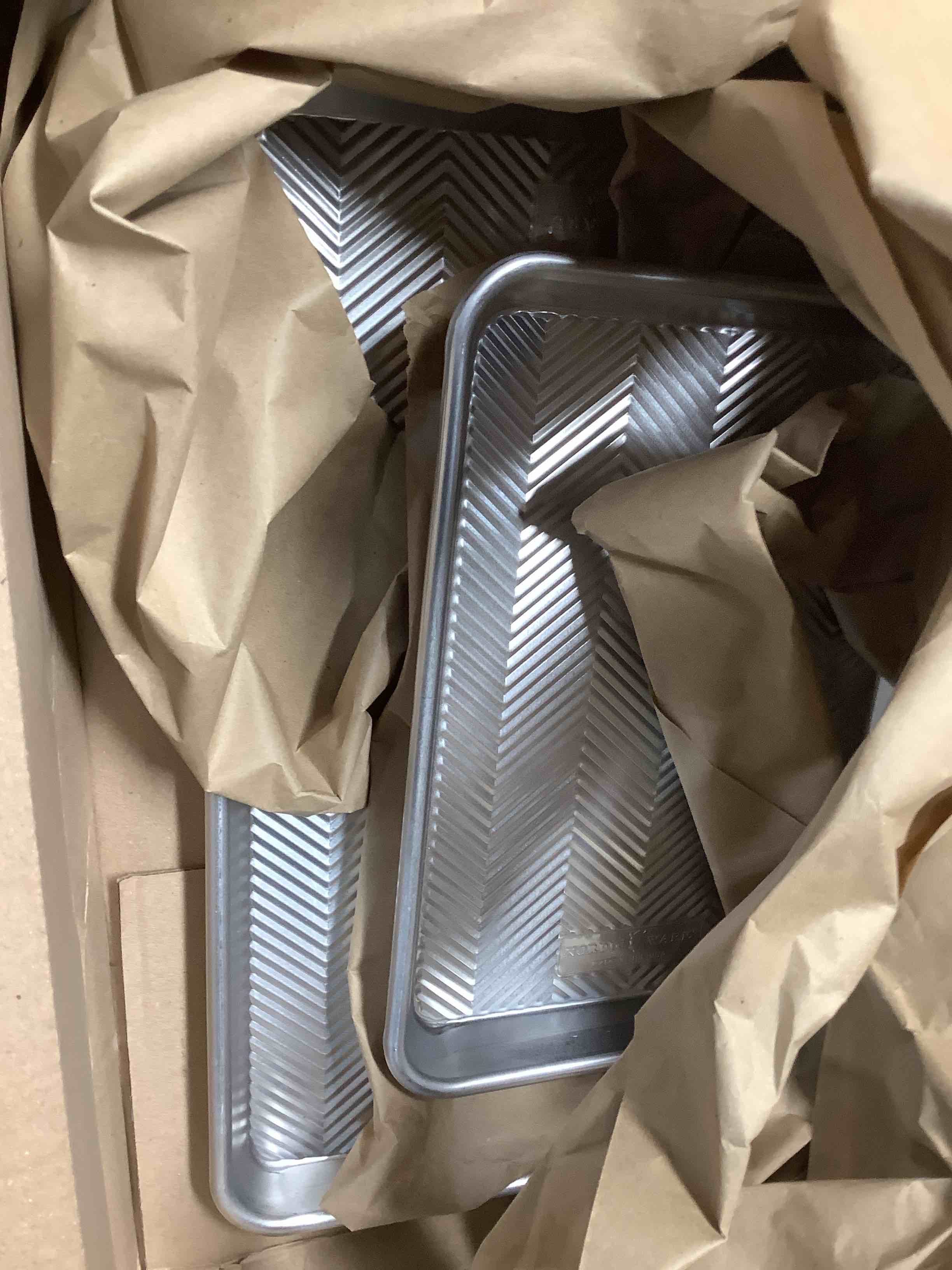 Condition photo showing Good Condition for For Prism Baker's Bundle Quarter and Half Sheet