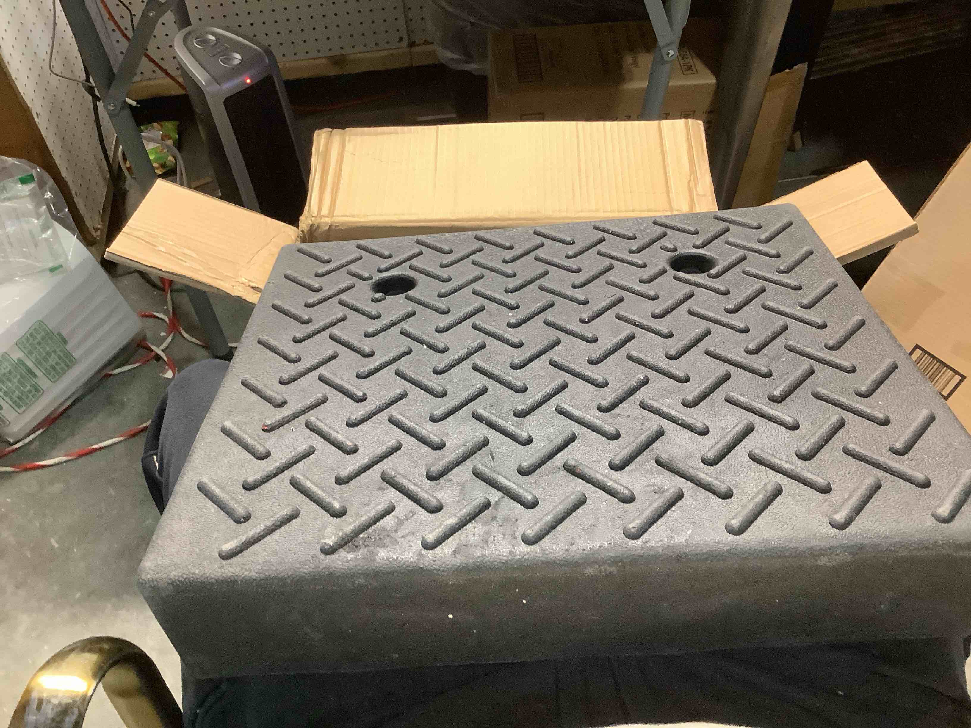 Condition photo showing Good Condition for Nilight Rubber Curb Ramps, 4.7" Rise Height Heavy Duty Rubber Threshold Ramp, Portable Driveway Ramps for Cars Wheelchairs Scooter Lawn Mower, 7000lbs Load Capacity, 2 Pack