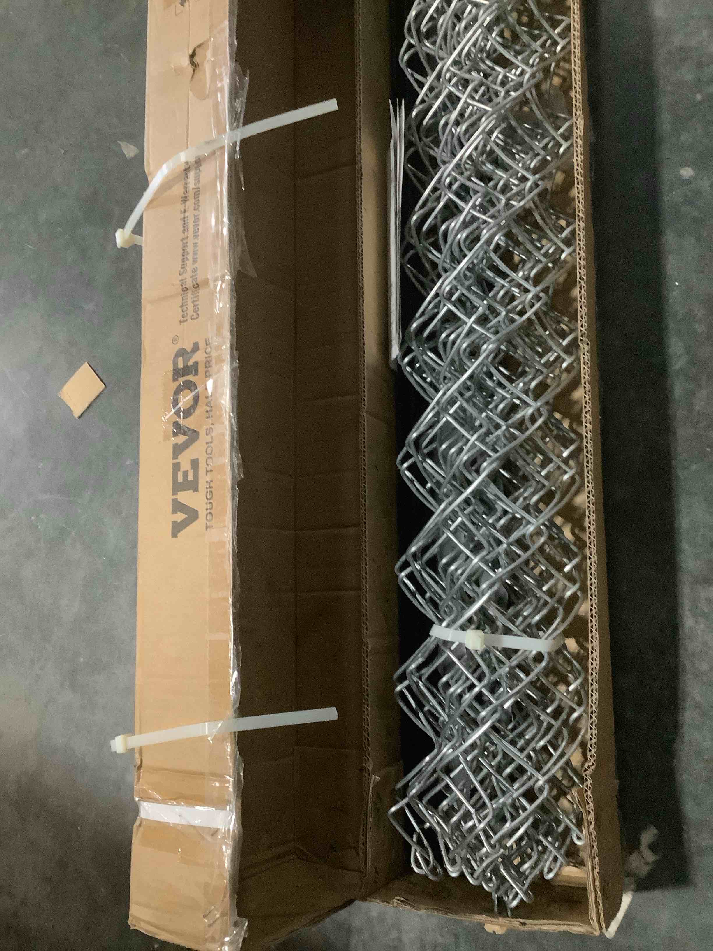 Condition photo showing Good Condition for SIMILAR TO**VEVOR Drag Harrow, 4 ft x 4 ft Durable Chain Harrow with 69 Sharp Teeth, Suitable for ATV UTV Tractor, Ideal for Soil Preparation, Seeding, Smoothing Landscapes, and Yard Gravel Driveway Maintenance