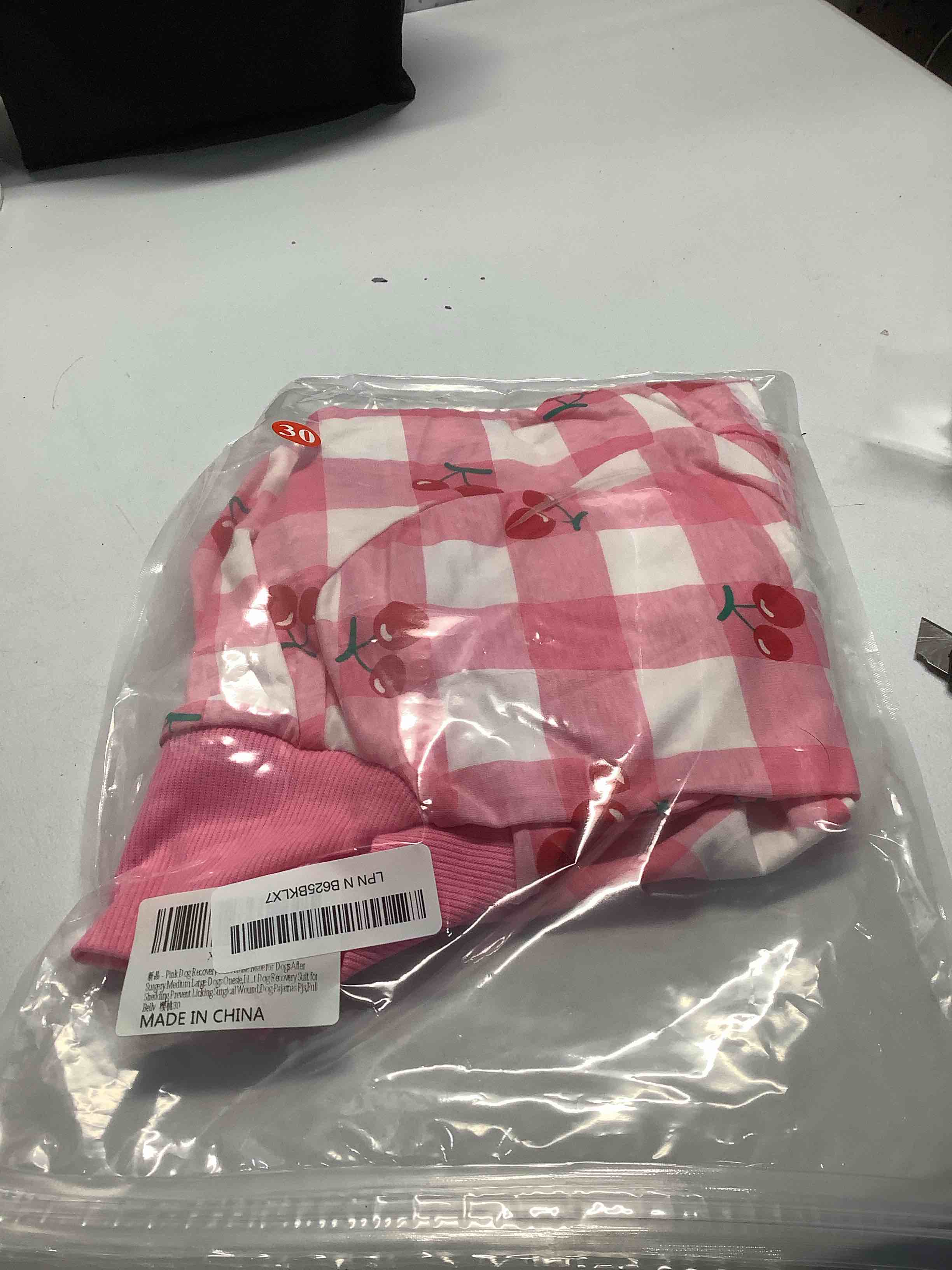Condition photo showing Good Condition for Pink Dog Recovery Suit Female Male for Dogs After Surgery Medium Large Dogs Onesie,Lightweight Dog Recovery Suit for Shedding Prevent Licking Surgical Wound,Dog Pajamas Pjs,Full Belly 30 (Chest 29.92 in | Backlength 19.69 in) Pink plaid