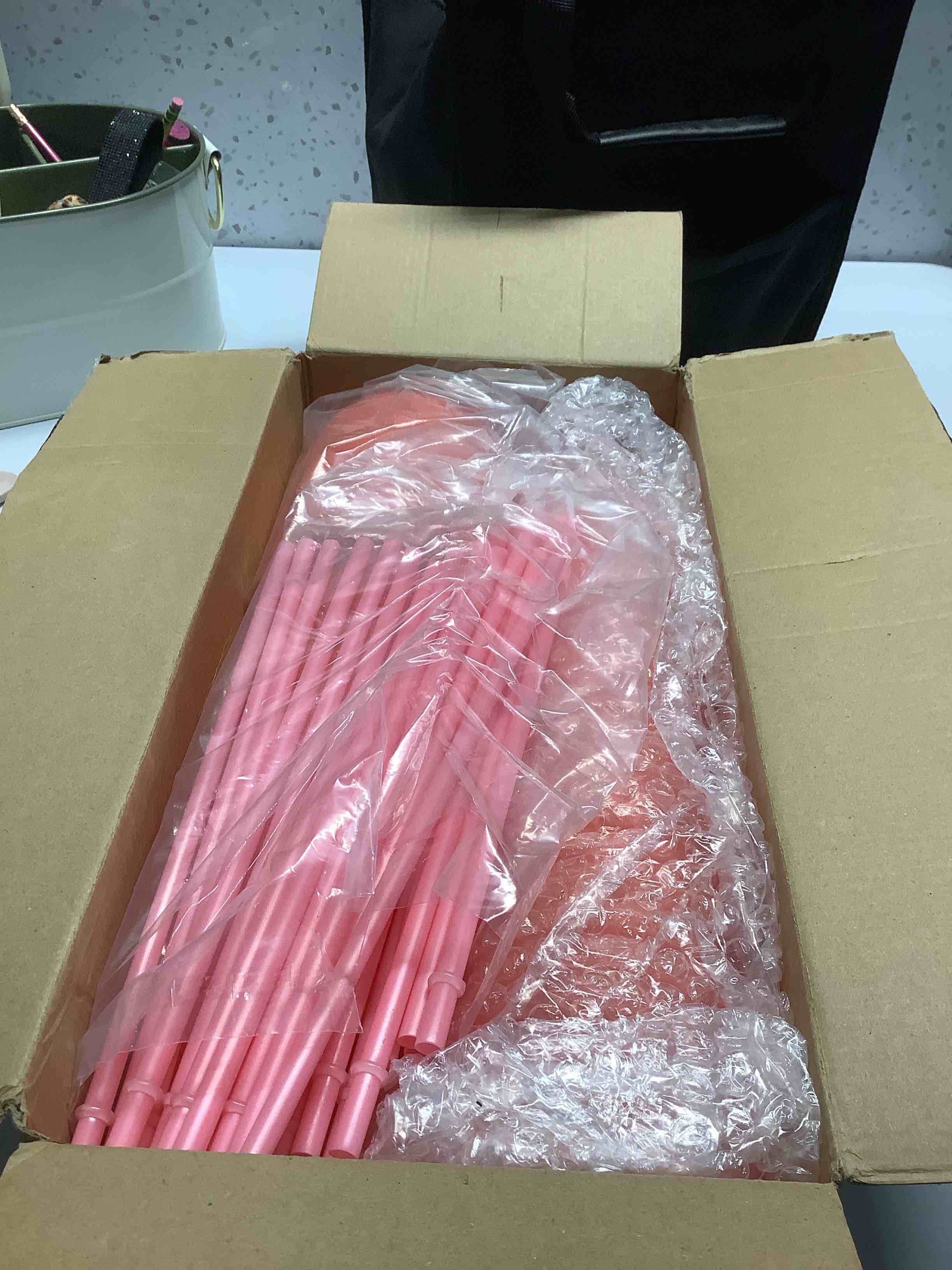 Condition photo showing Good Condition for Amyhill 24 Pcs Reusable Cups with Lids and Straws 24 oz Glitter Iced Coffee Tumbler Plastic Travel Mug Cup for Smoothie Juices Birthday Sleepover Party Supplies for Girls(Light Pink)