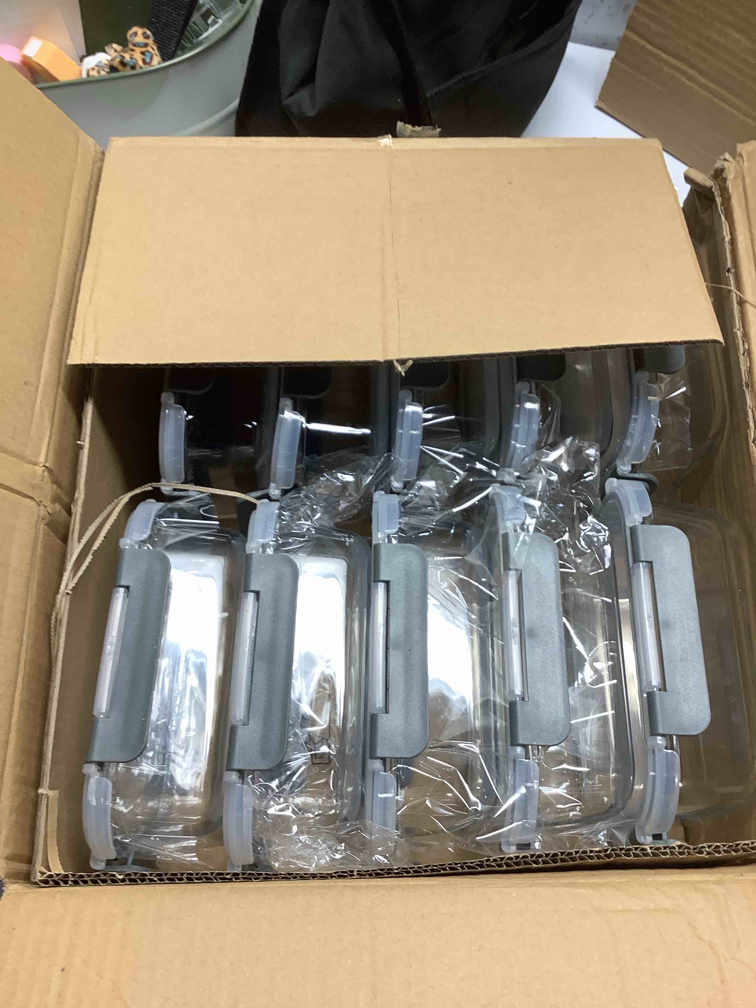 Condition photo showing Good Condition for KOMUEE 10 Packs 22 oz Glass Meal Prep Containers, Glass Food Storage Containers with Lids, Airtight Lunch Boxes BPA Free, Microwave and Freezer Safe Gray