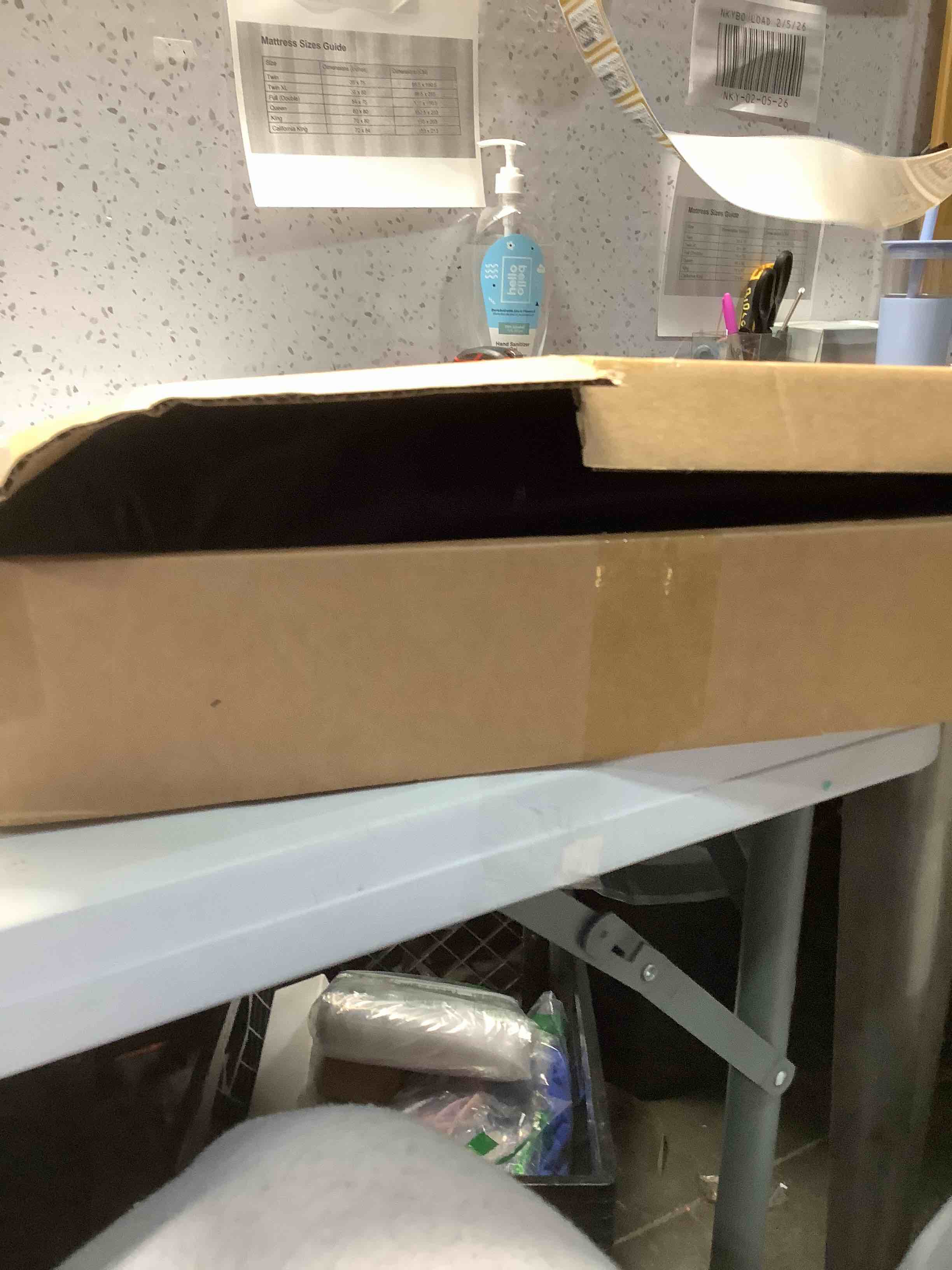 Condition photo showing Good Condition for 150L Laundry Hamper with Wheels, Rolling Laundry Basket with Metal Frame and Removable Bag, Large & Tall Dirty Clothes Hampers for Bedroom Aesthetic, Laundry Room, Bathroom, Dorm-Black Black 40GAL