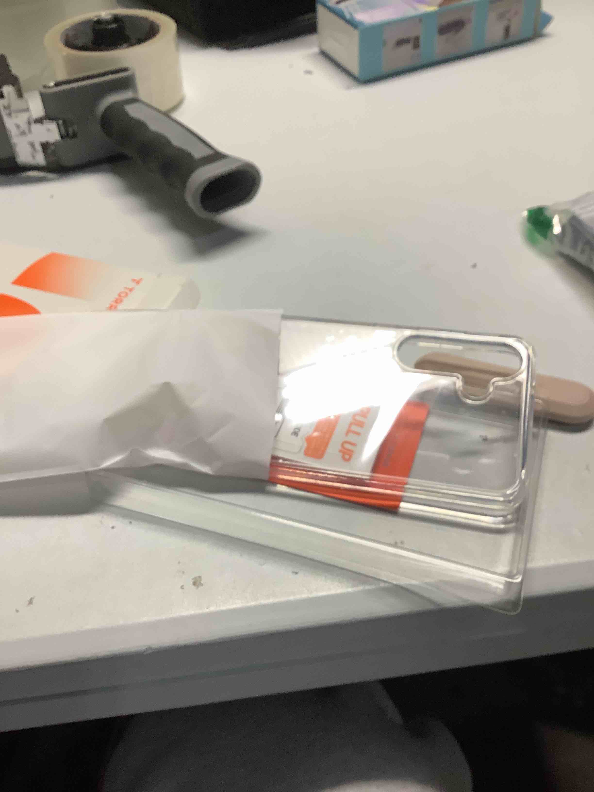 Condition photo showing Good Condition for TORRAS Guardian Shockproof for Samsung Galaxy S25 Plus Case, [Non-Yellowing] [12FT Military-Grade Protection] Transparent Slim Case for Samsung S25 Plus Case, Diamond Clear, Hard, 6.7'' S25 Plus 6.7'' S25 Plus-Clear