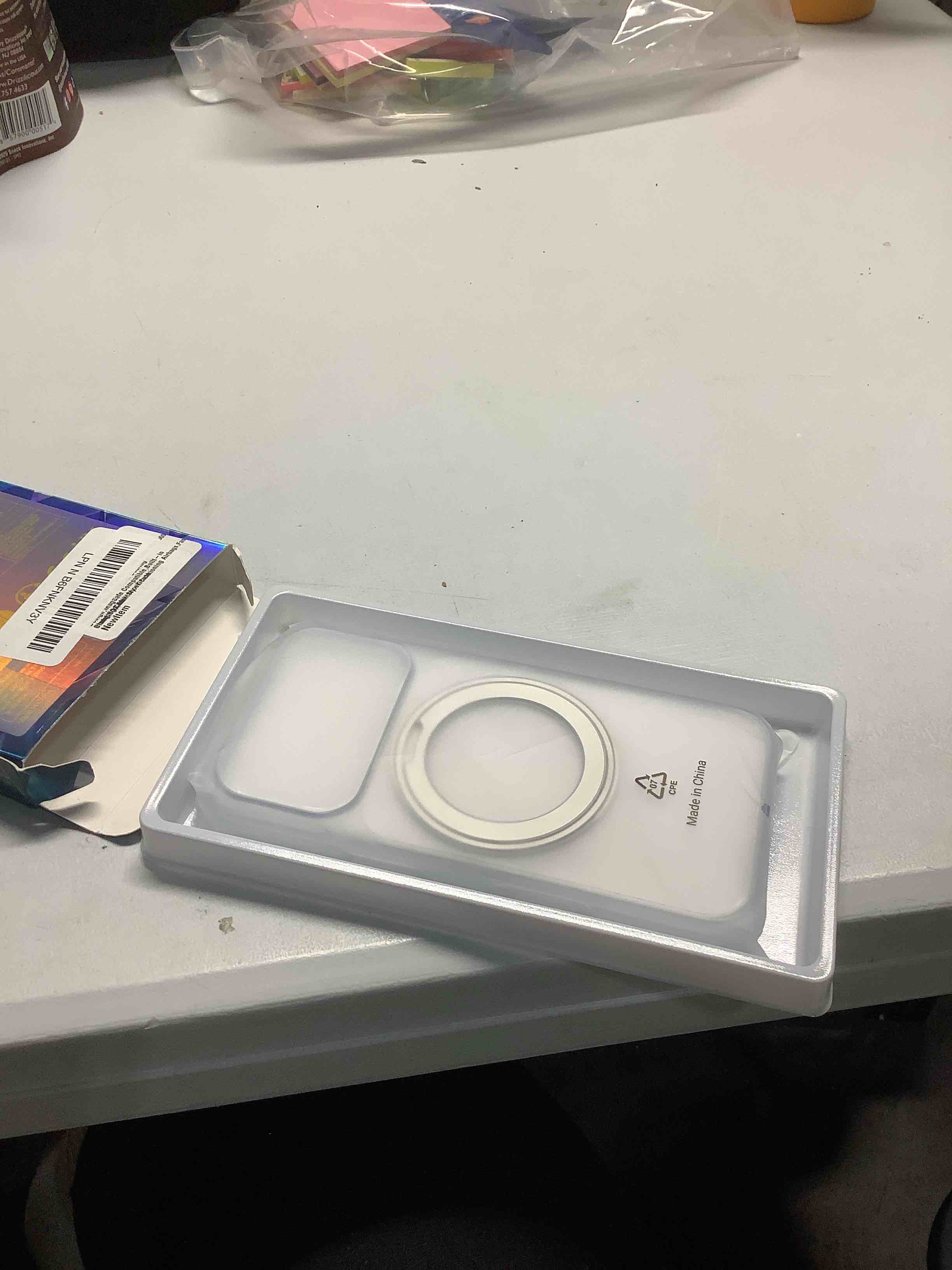 Condition photo showing Good Condition for SMARTDEVIL for iPhone 17 Pro Case with 360° Magnetic Stand,Hidden Bearing Design,MagSafe Compatible,Built-in Stand,SGS Military-Grade Protection,Air-Shock Cushioning Airbags,Fast Charging,Clear iPhone 17 Pro Clear