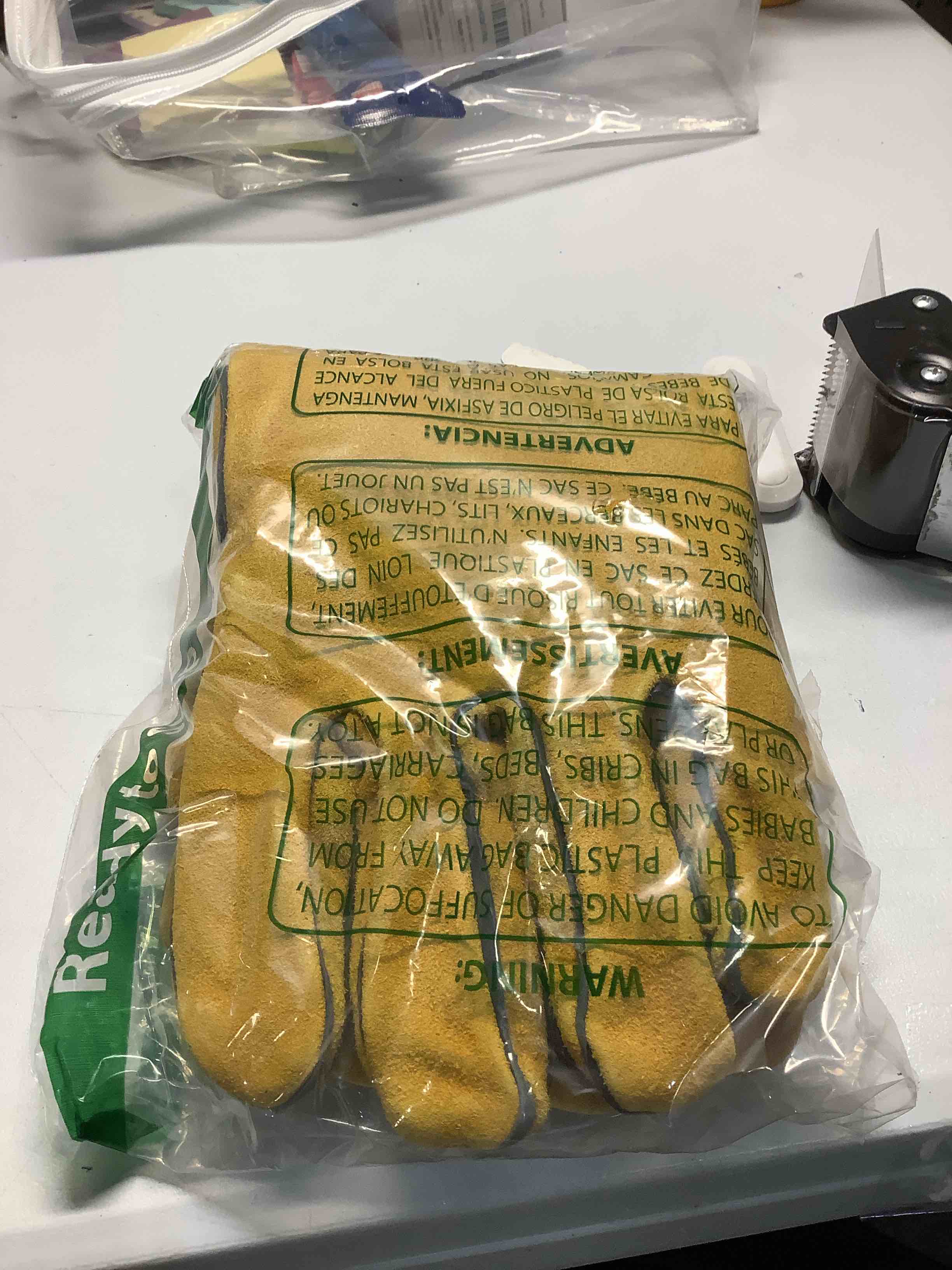 Condition photo showing Good Condition for 16 inches 1200°F, Mig/Stick Welding gloves, Multi Layer Premium Leather gloves,100% Kevlar Stitched,Flame/Fire/Heat Resistant Gloves