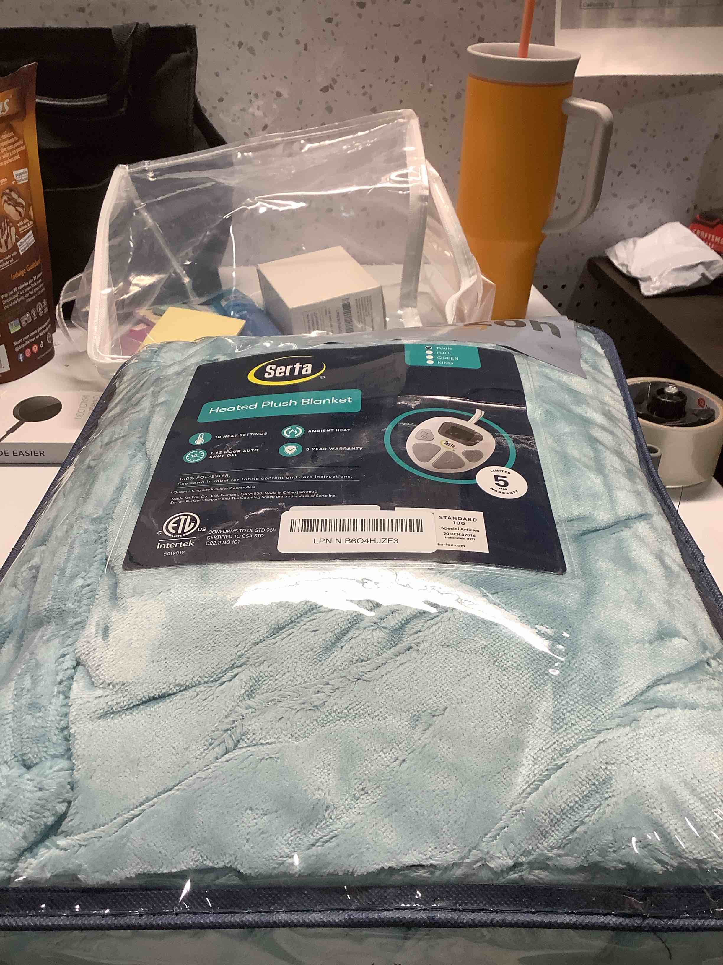Condition photo showing Good Condition for Serta Electric Blanket, Soft, Ribbed, Plush Heating Blanket Twin for Office, Couch, 1-12 hr Auto Shut Off Timer, 10 Lv Heating, ETL Certified, Twin 62"x84" Sky Blue Ribbed Sky Blue Twin