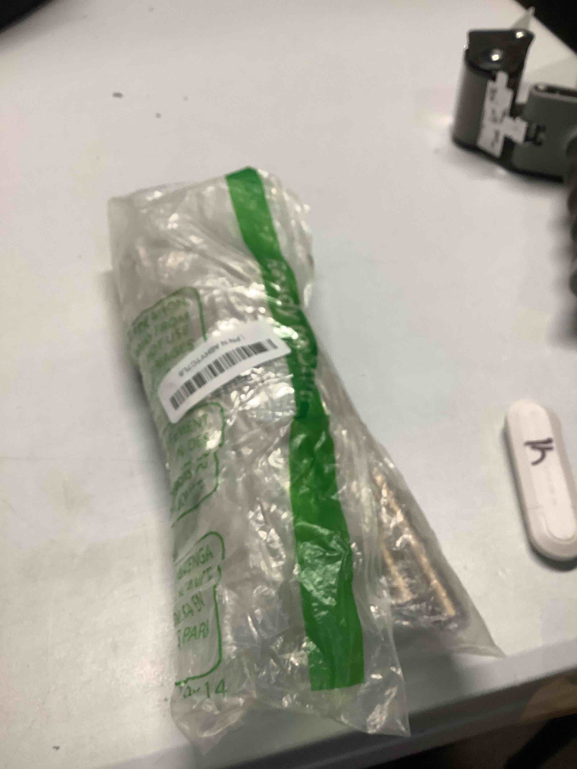 Condition photo showing Good Condition for Franklin Brass (10-Pack) – Champagne Bronze Cabinet Handles, 3 Inch Hole Center, Modern Pulls for Drawers, Kitchen Cabinet Door, Dressers | Solid Bar 10 Champagne Bronze 3" (76mm)